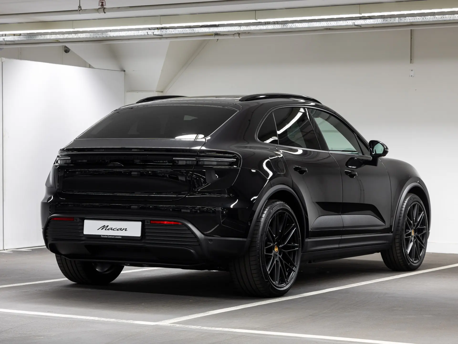 Macan 4