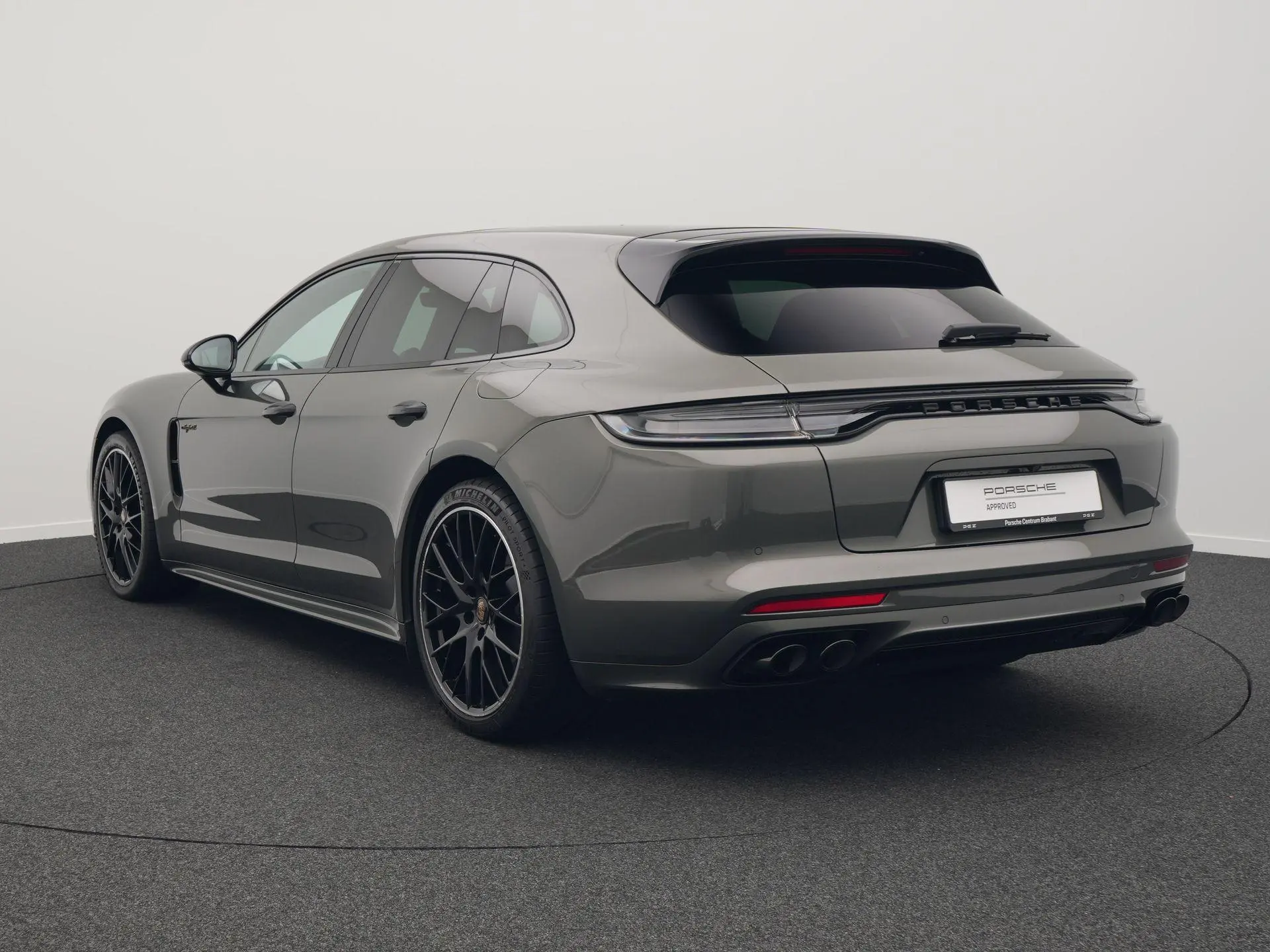 Panamera 4 E-Hybrid Sport Turismo