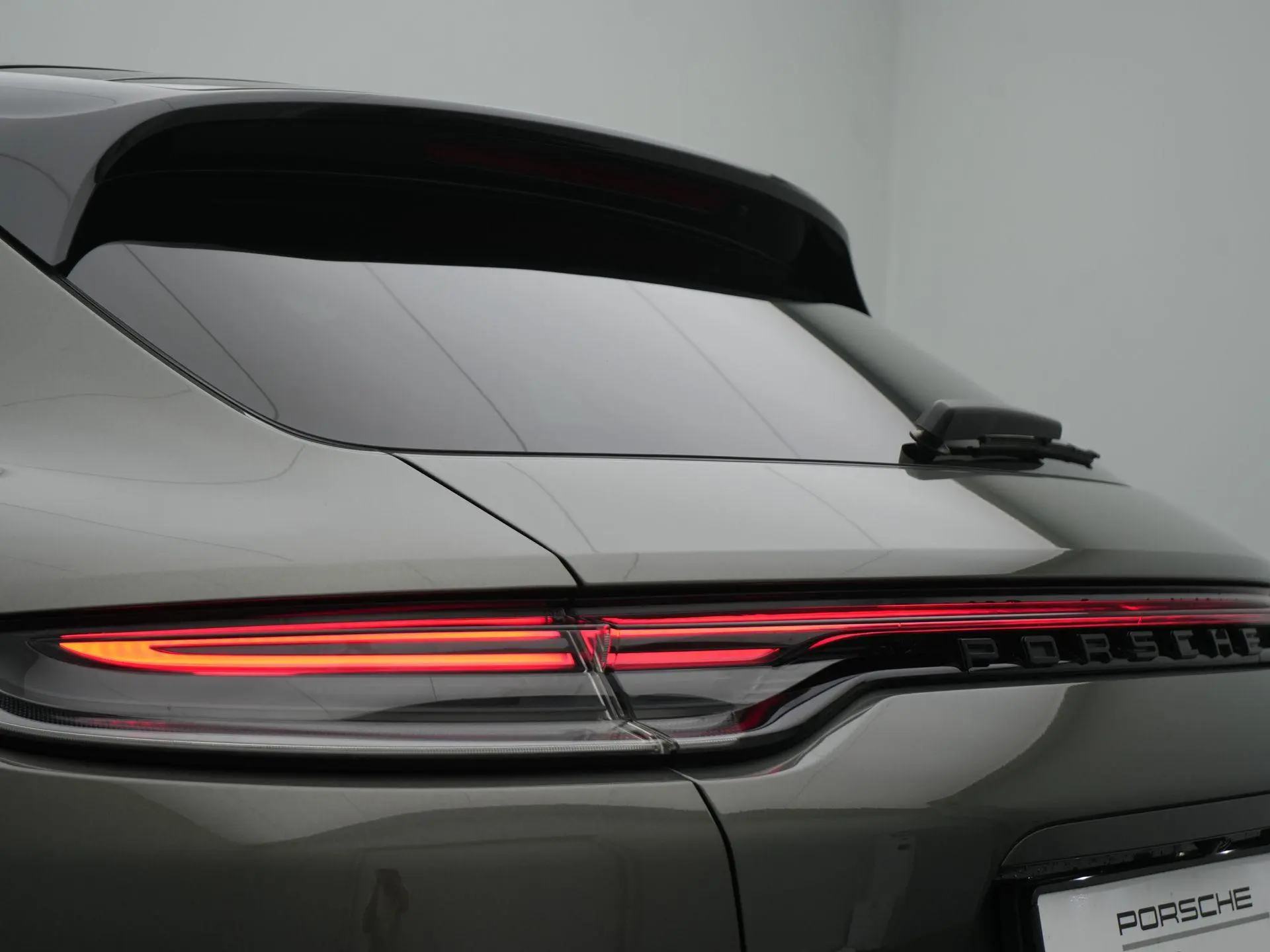 Panamera 4 E-Hybrid Sport Turismo