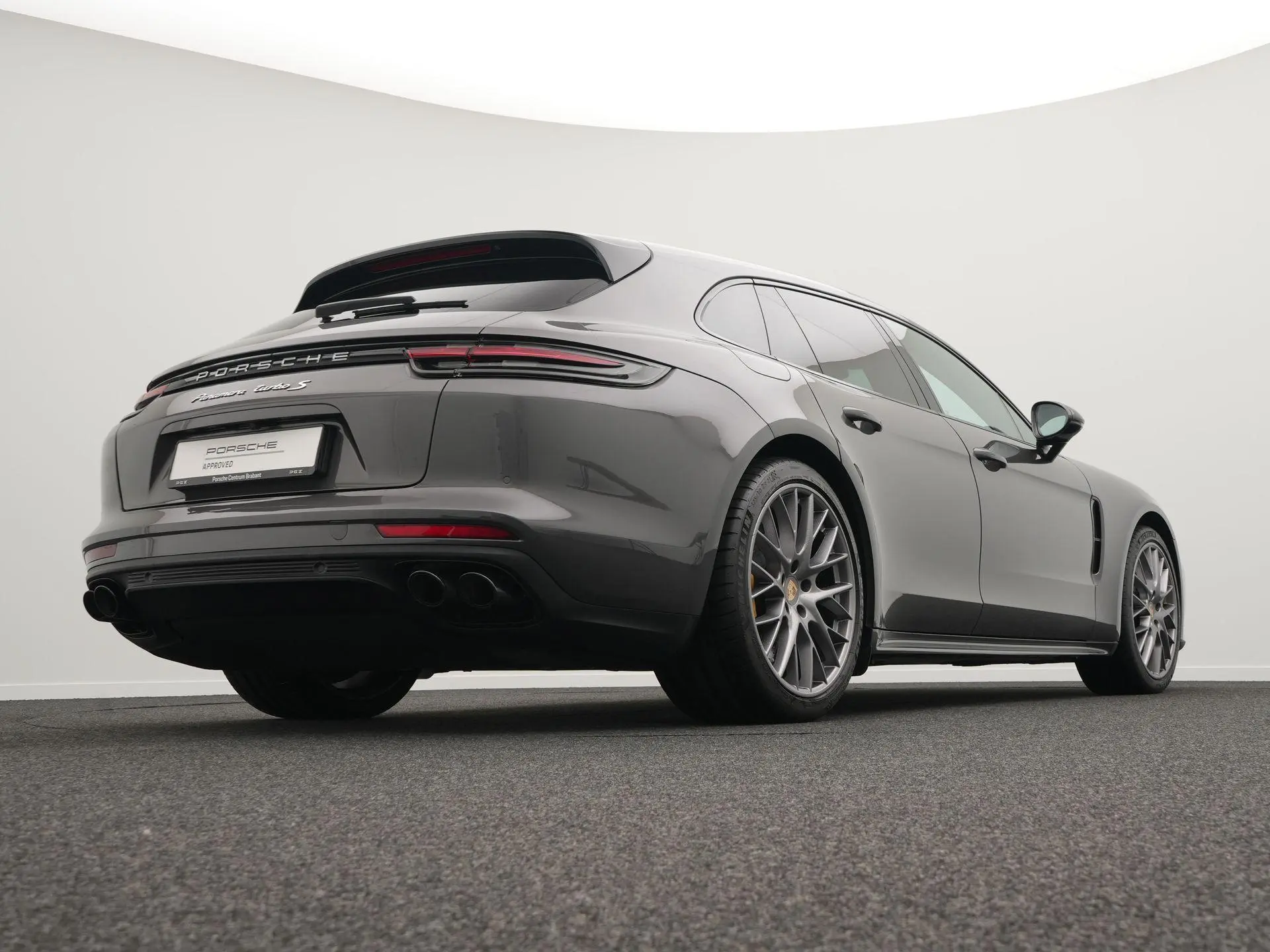 Panamera Turbo S E-Hybrid Sport Turismo