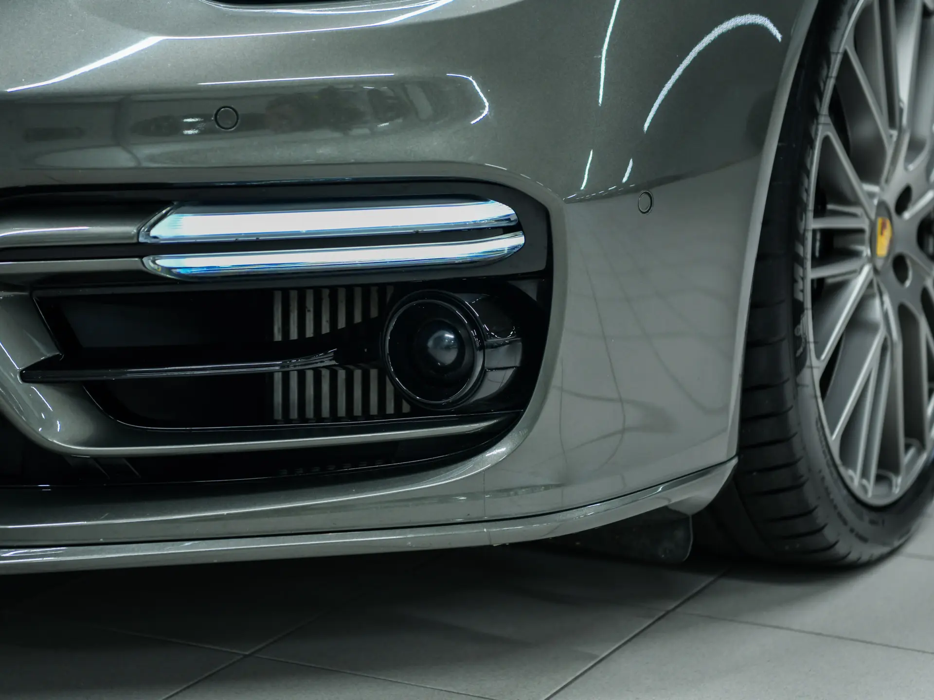 Panamera 4 E-Hybrid Sport Turismo Platinum Edition