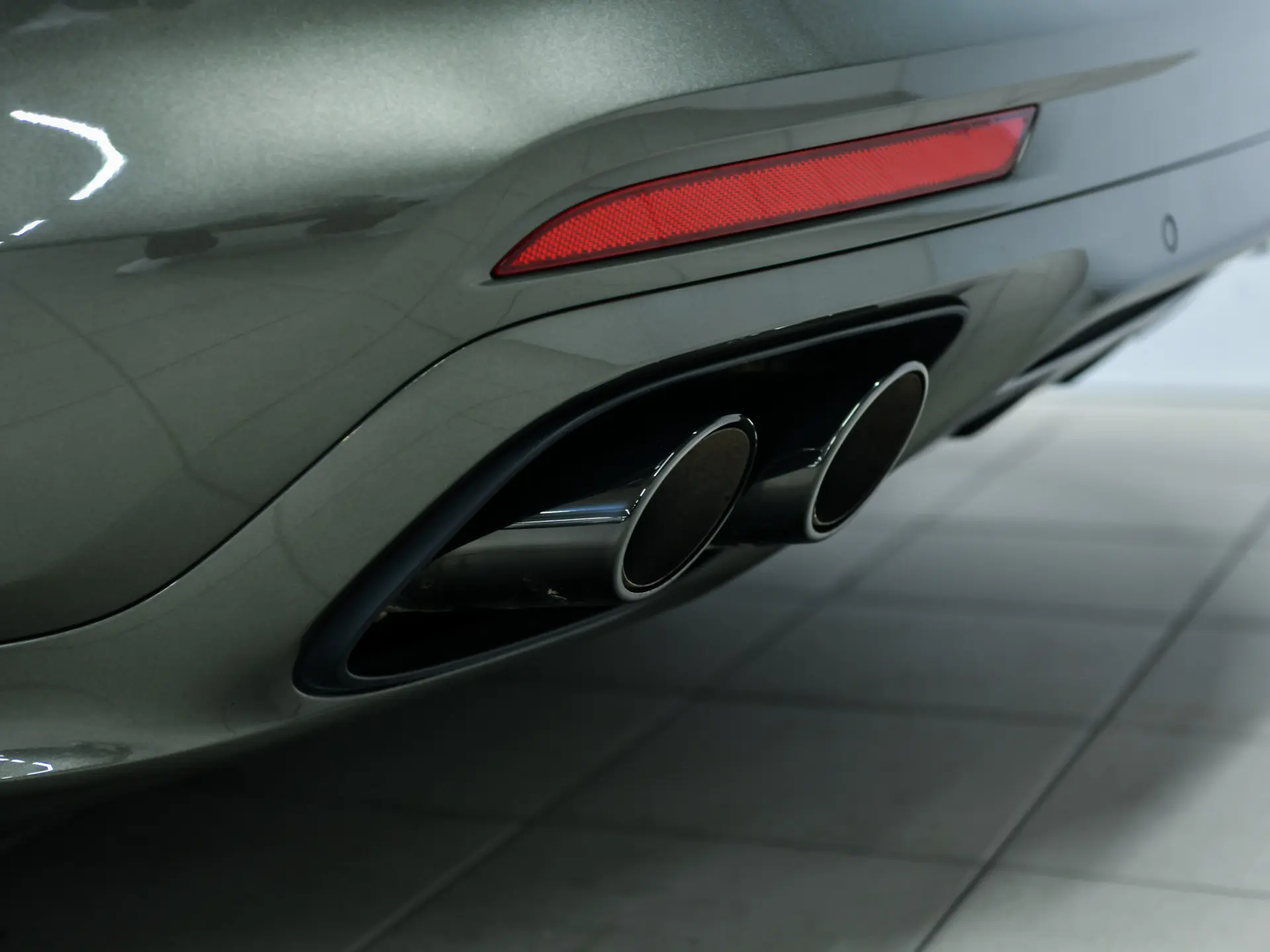 Panamera 4 E-Hybrid Sport Turismo Platinum Edition