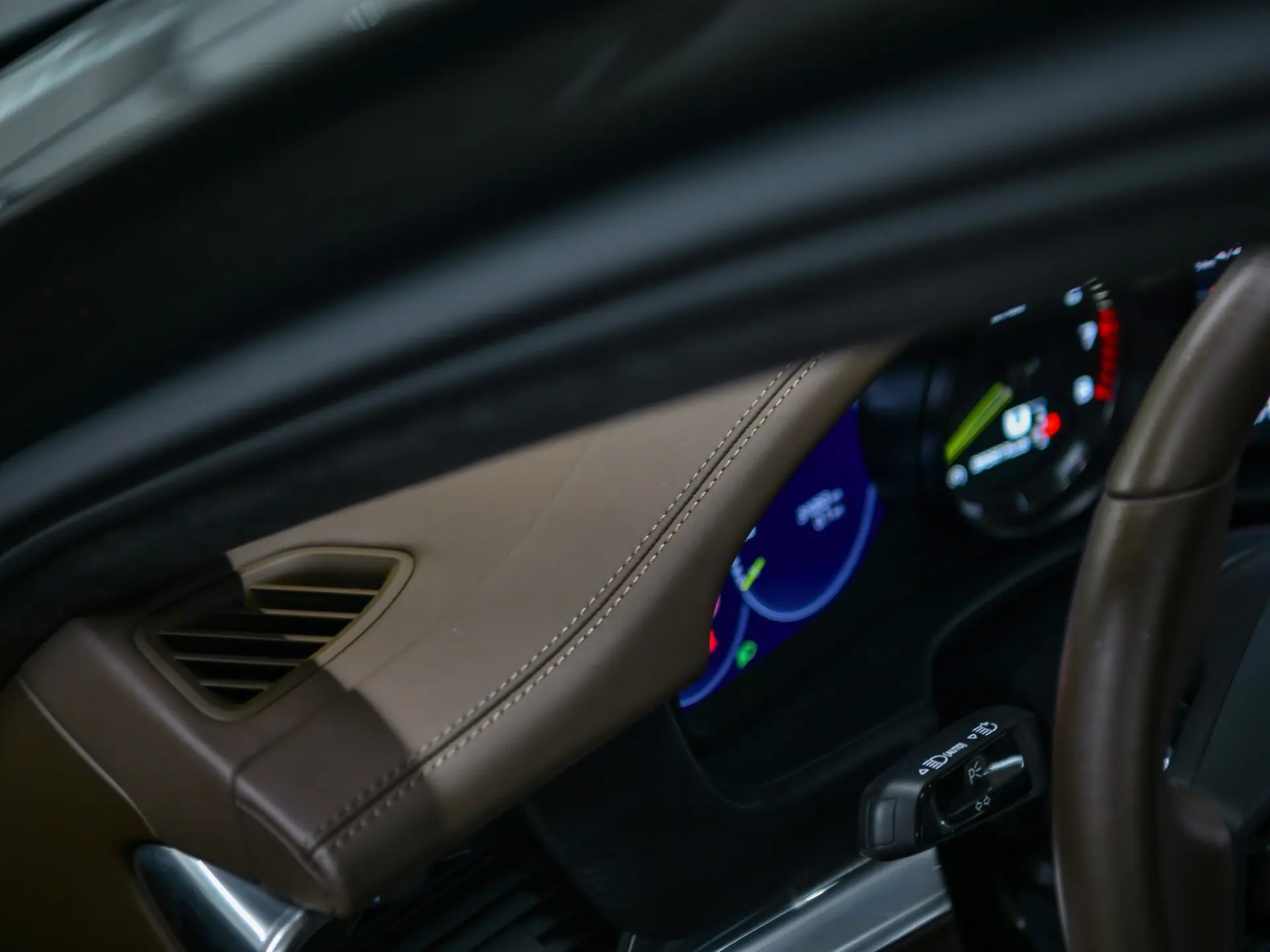 Panamera 4 E-Hybrid Sport Turismo Platinum Edition