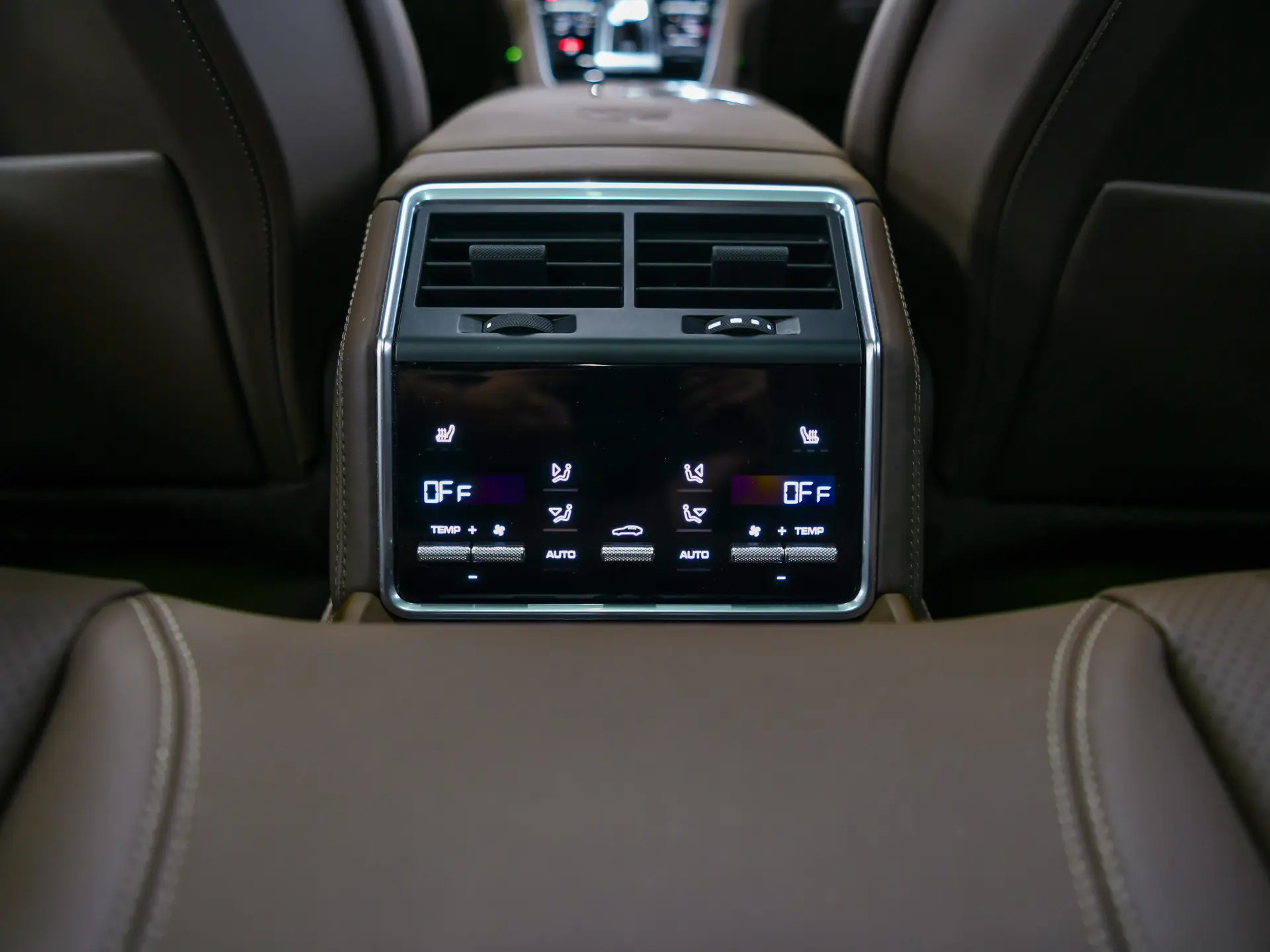 Panamera 4 E-Hybrid Sport Turismo Platinum Edition