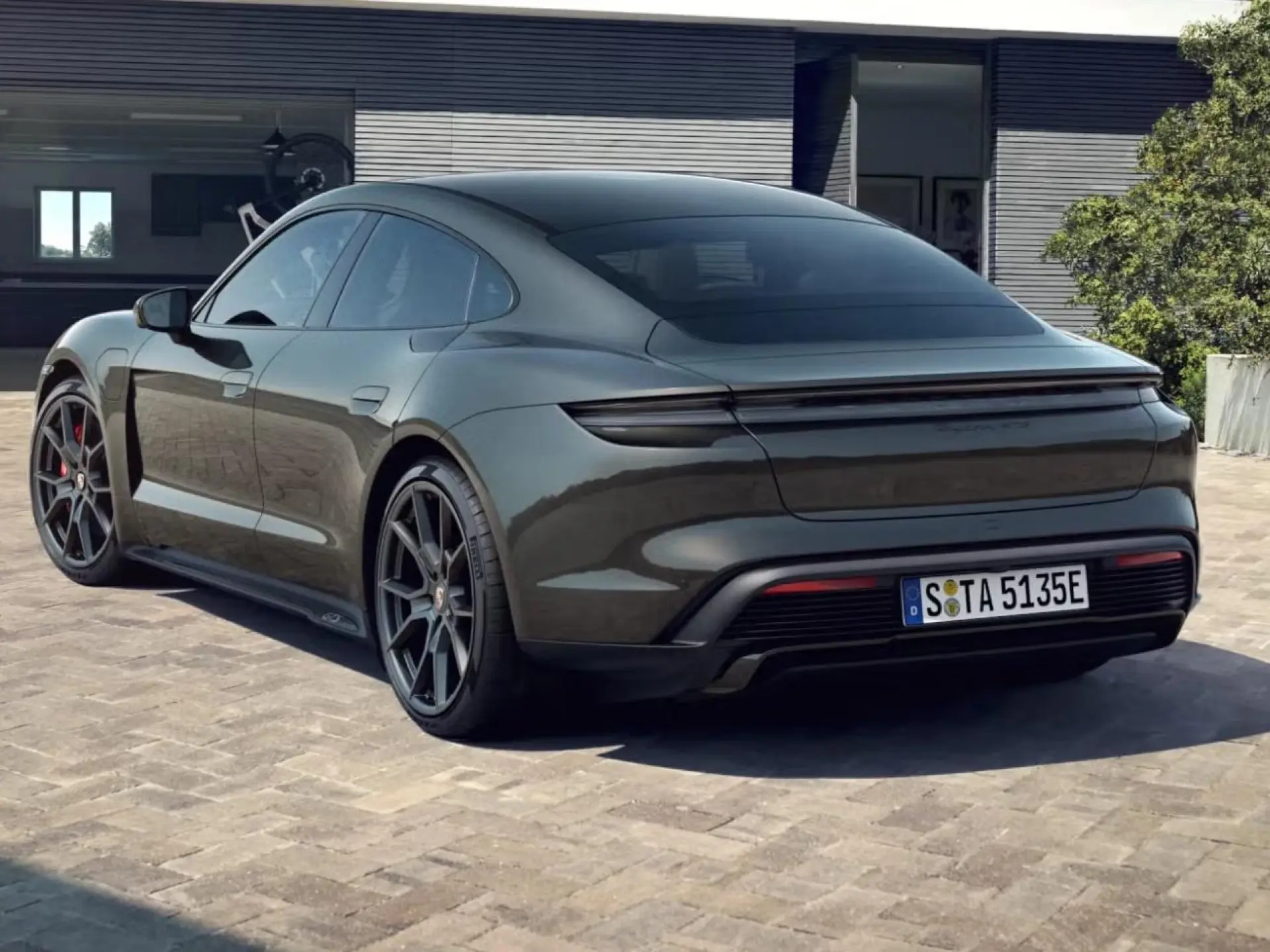 Taycan GTS