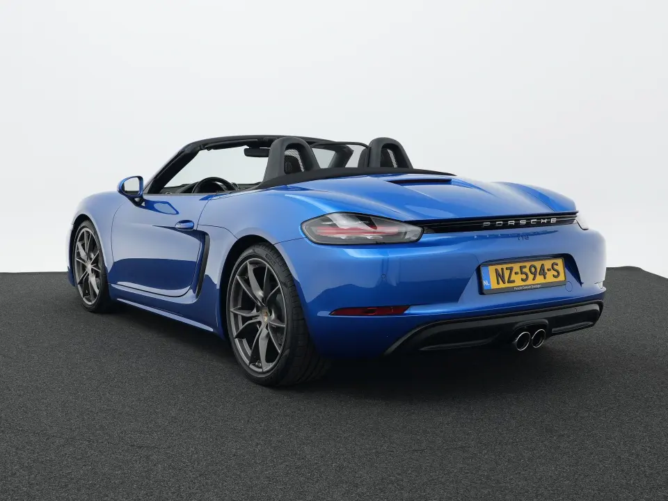 Porsche 718 Boxster 