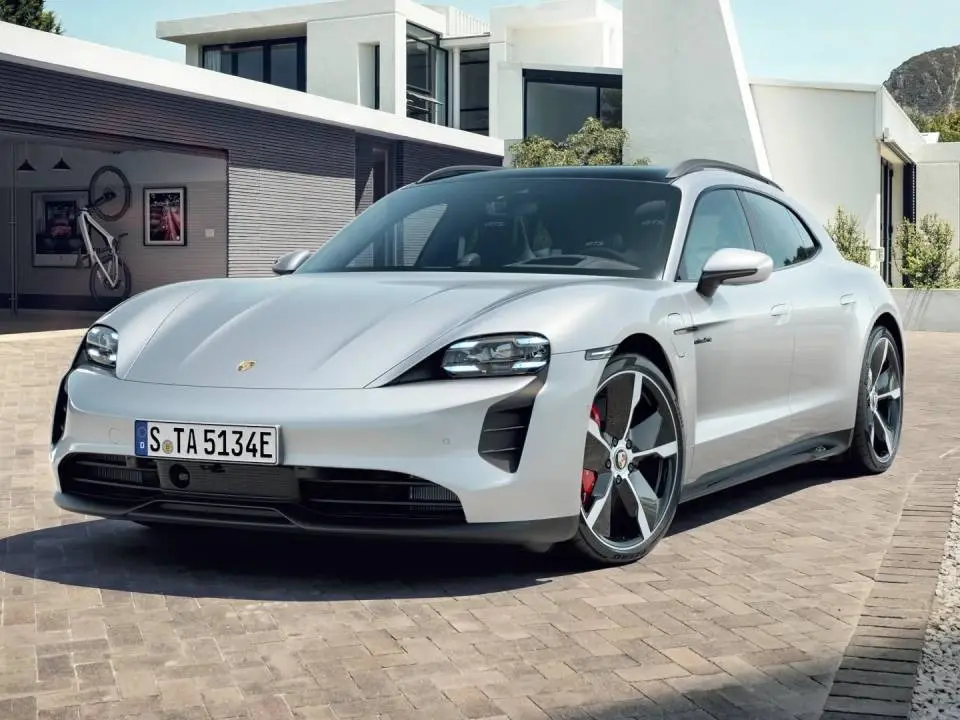 Porsche Taycan GTS Sport Turismo