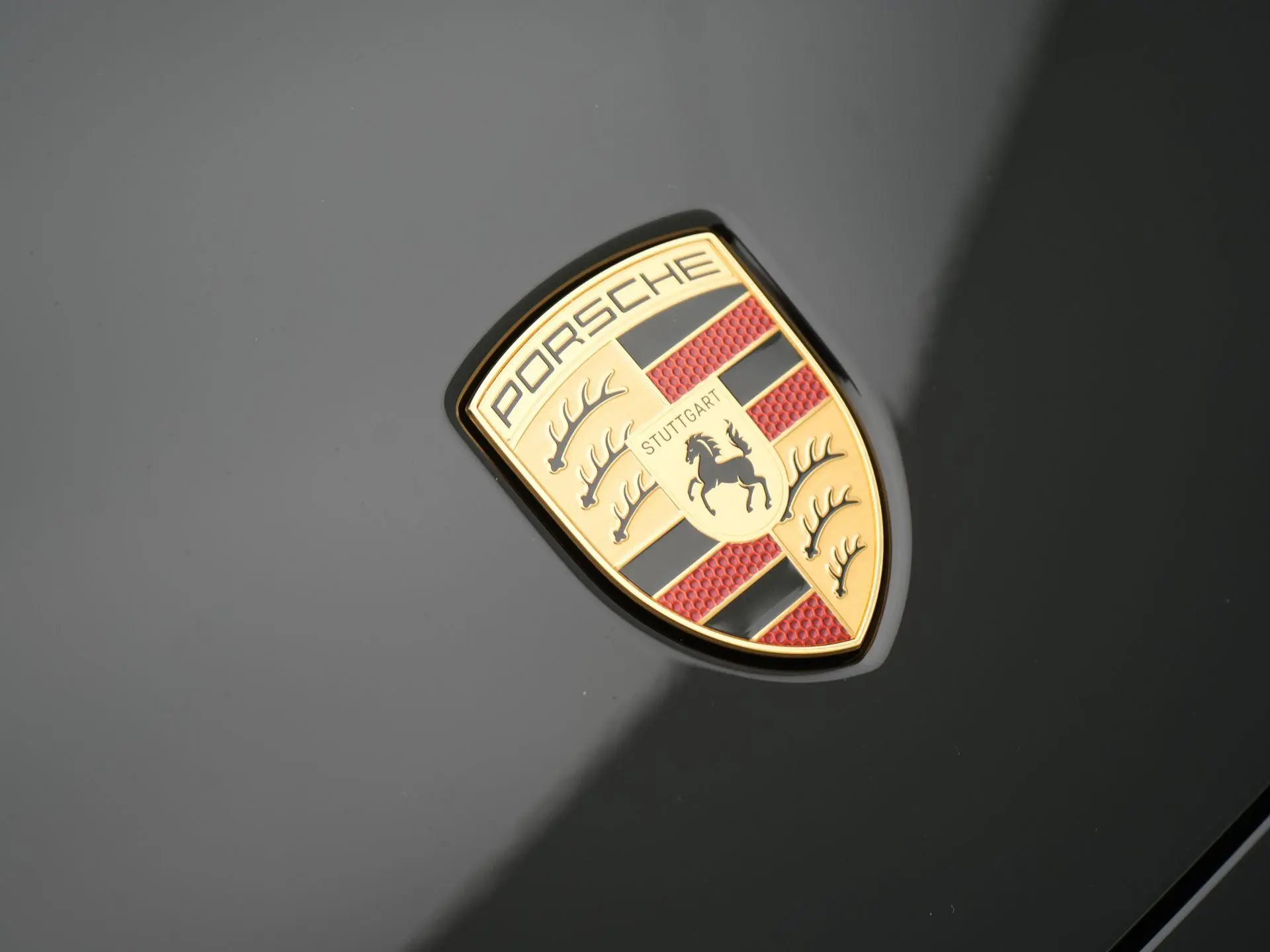 Macan 4