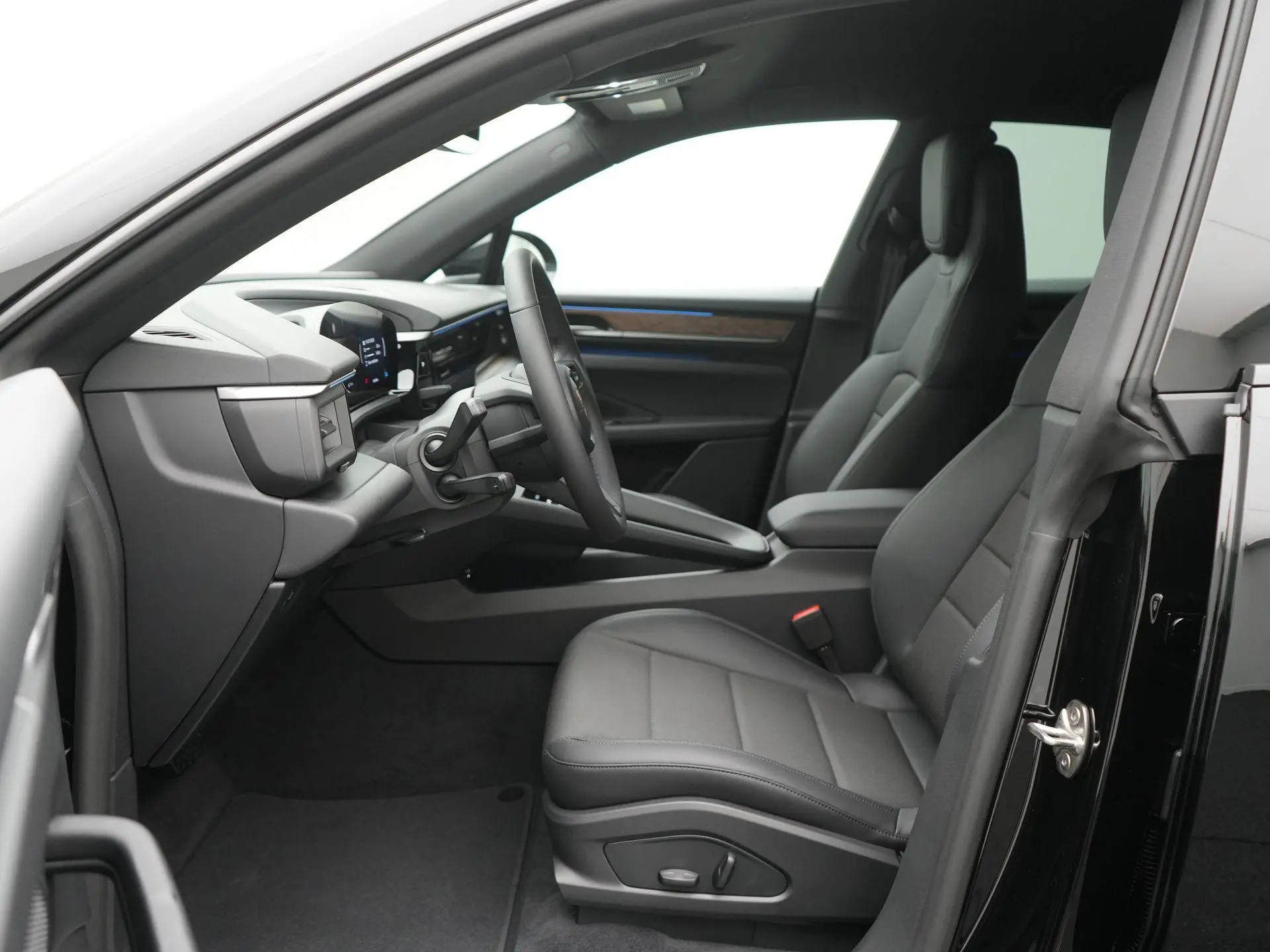 Macan 4
