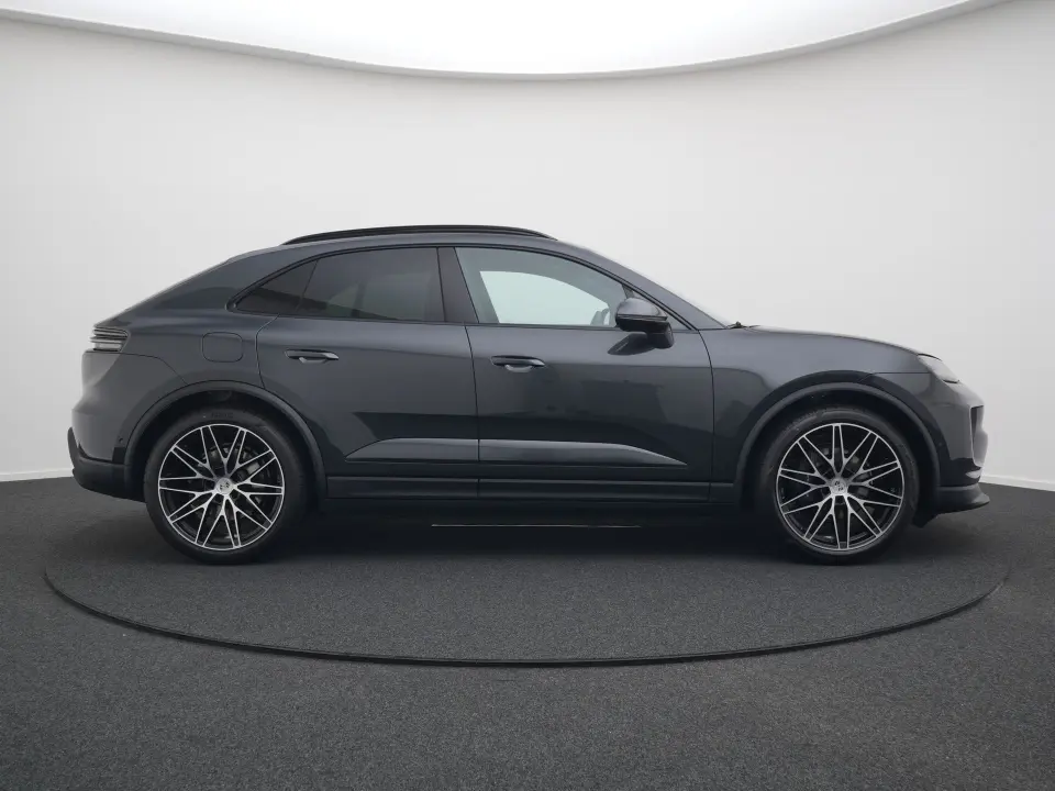 Macan 4