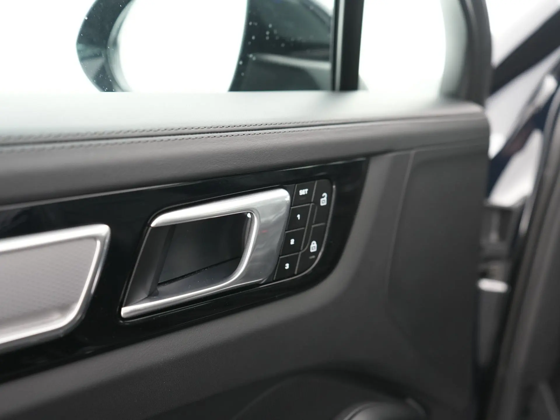 Cayenne E-Hybrid Coupé Platinum Edition