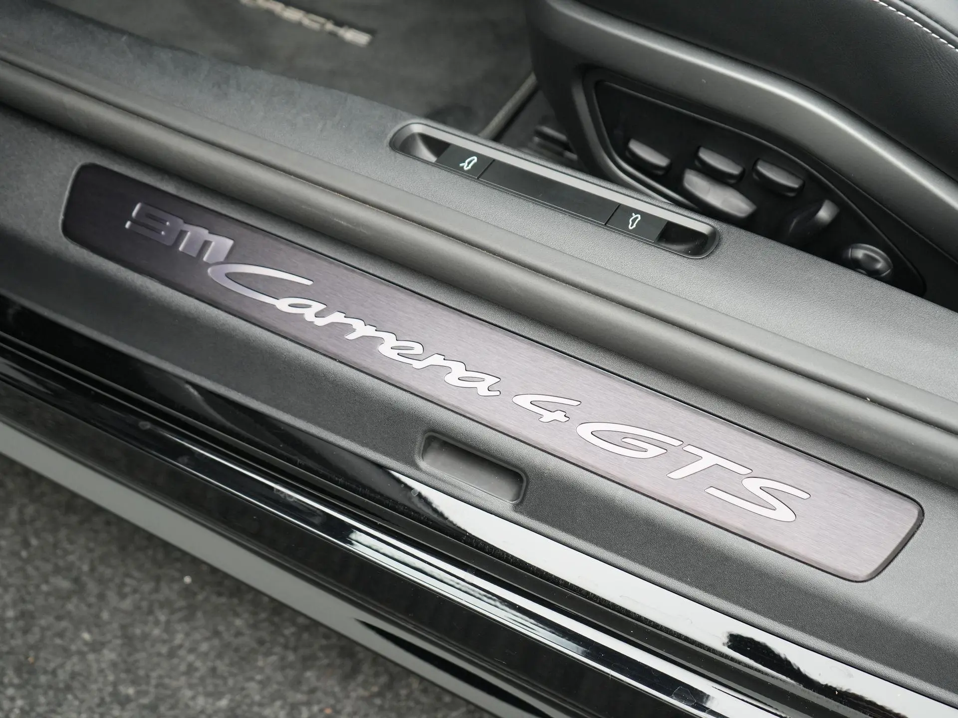 911 Cabrio Carrera 4 GTS Cabriolet