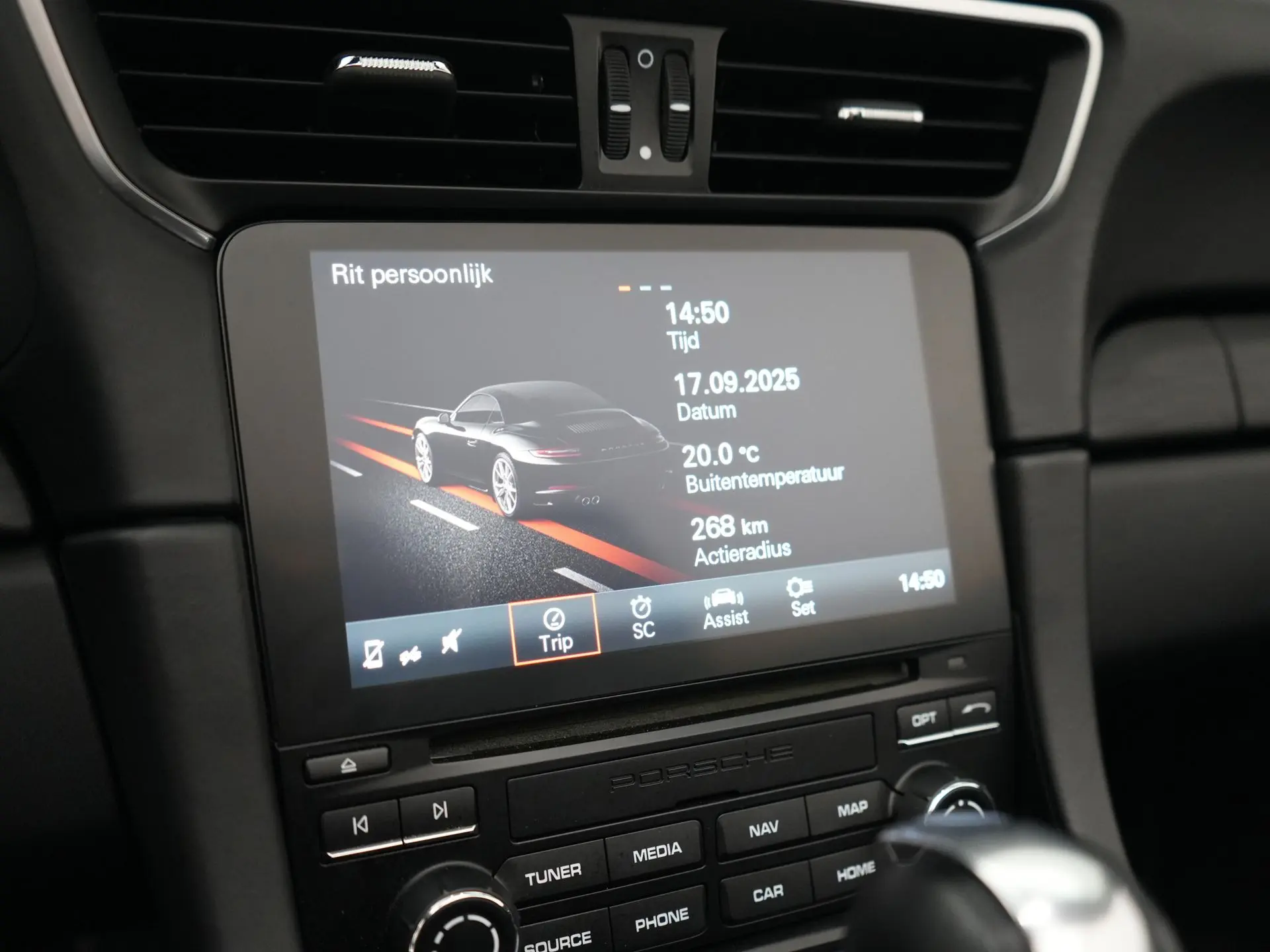 911 Carrera 4 GTS Cabriolet