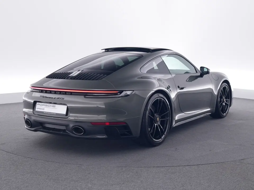 911 Carrera 4 GTS