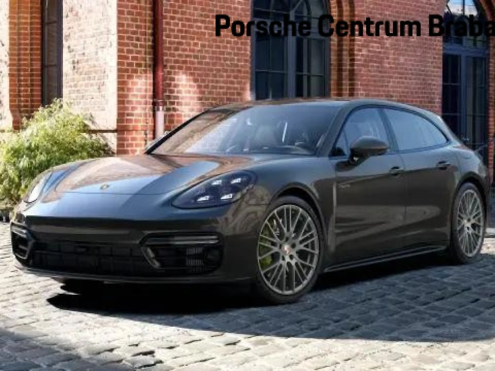 Panamera 4 E-Hybrid Sport Turismo Platinum Edition