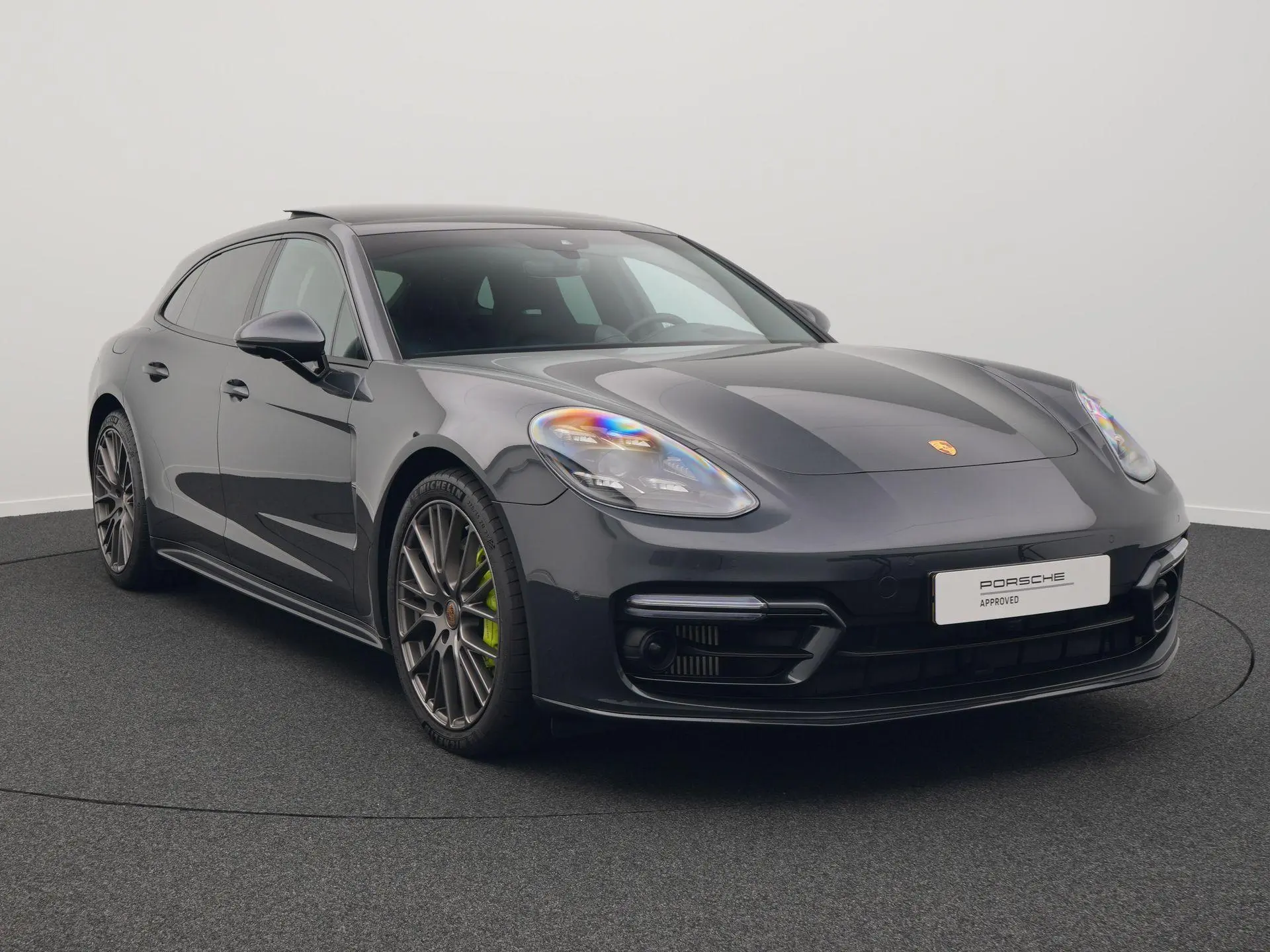 Panamera 4 E-Hybrid Sport Turismo Platinum Edition