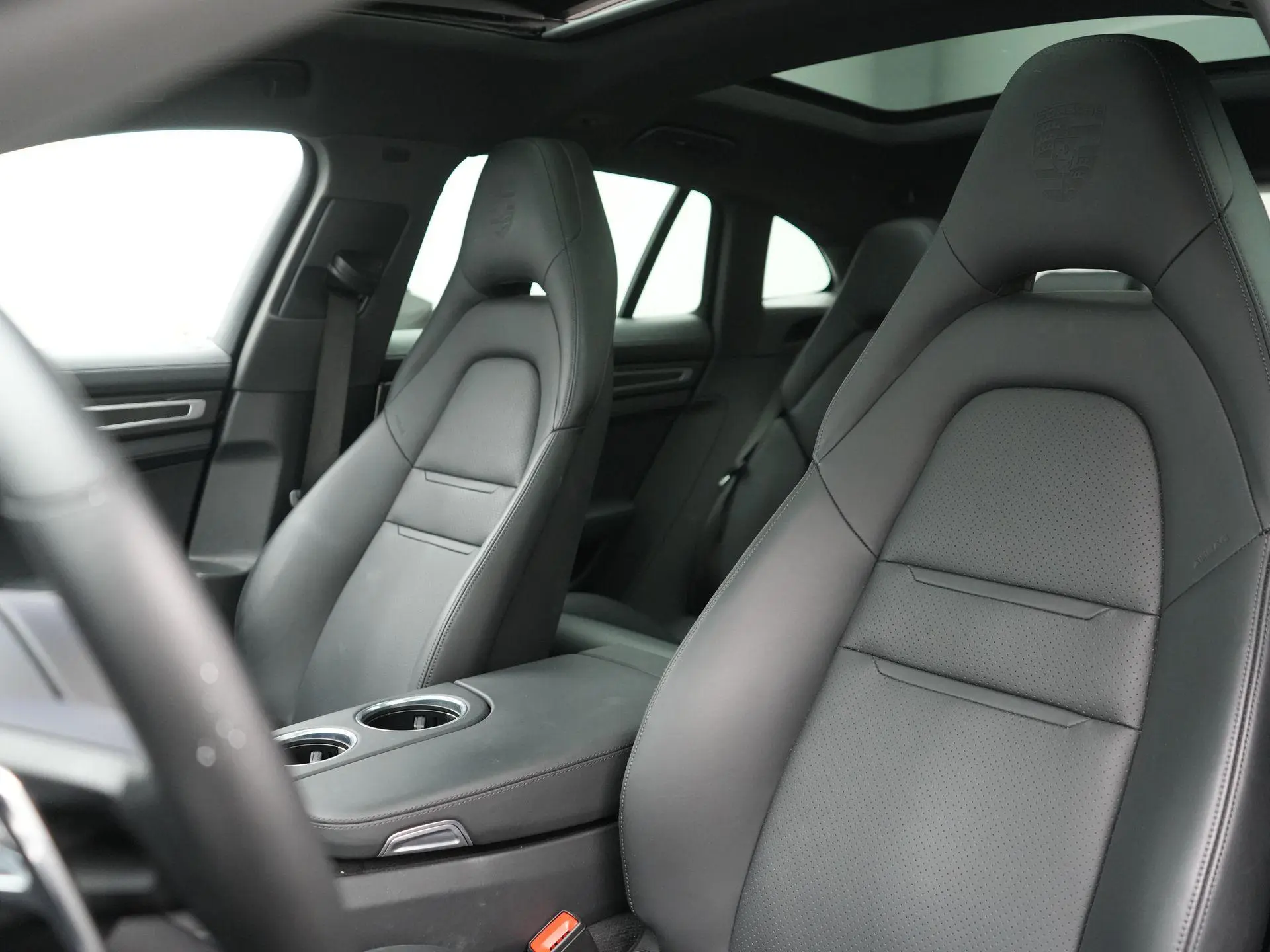 Panamera 4 E-Hybrid Sport Turismo Platinum Edition