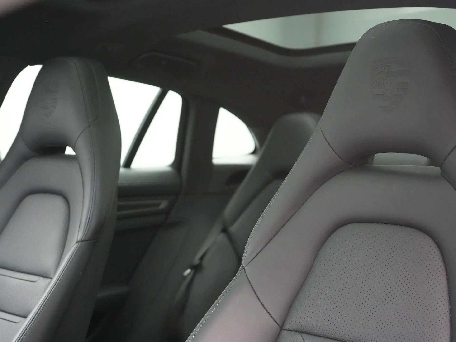 Panamera 4 E-Hybrid Sport Turismo Platinum Edition