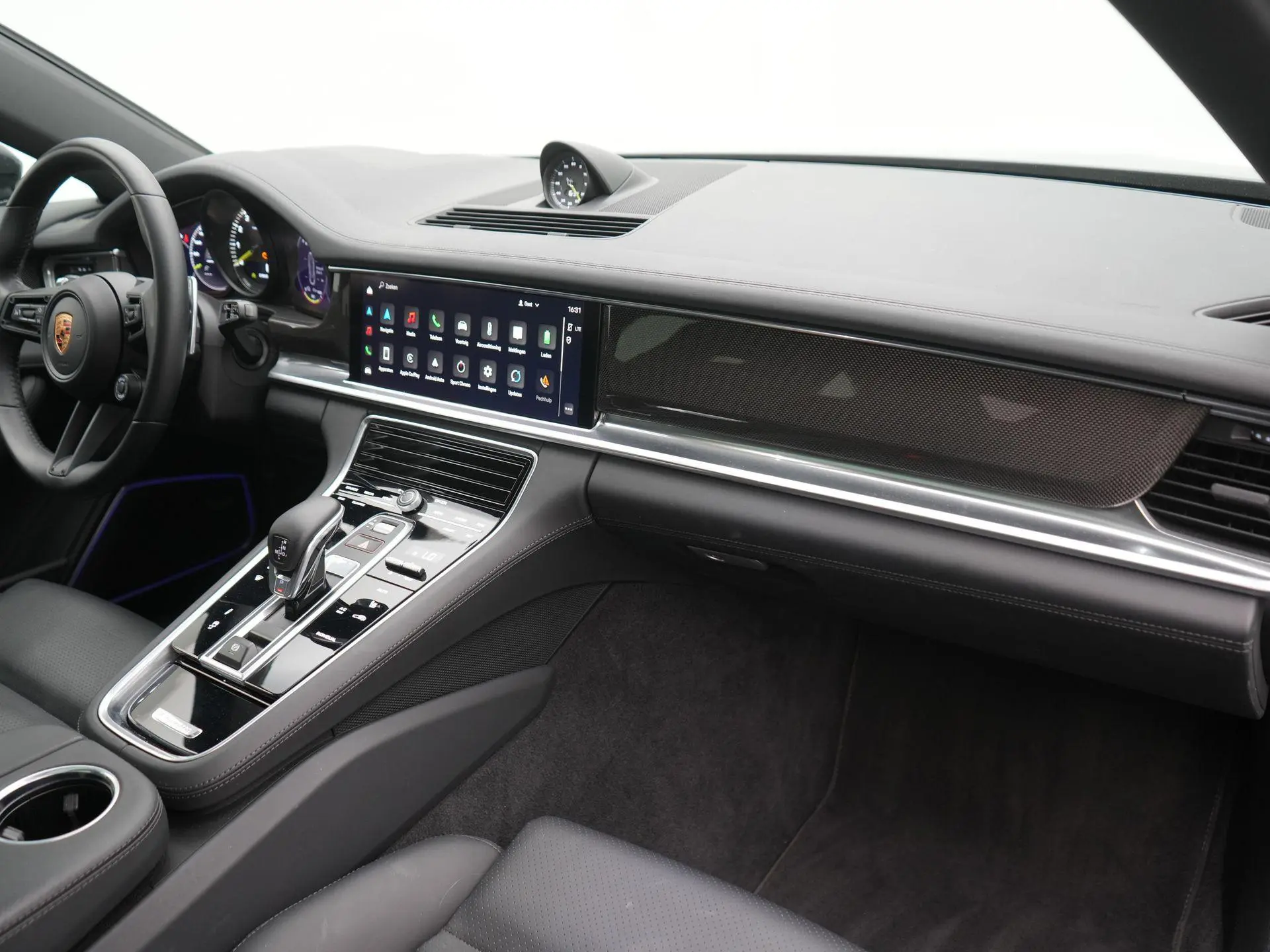 Panamera 4 E-Hybrid Sport Turismo Platinum Edition