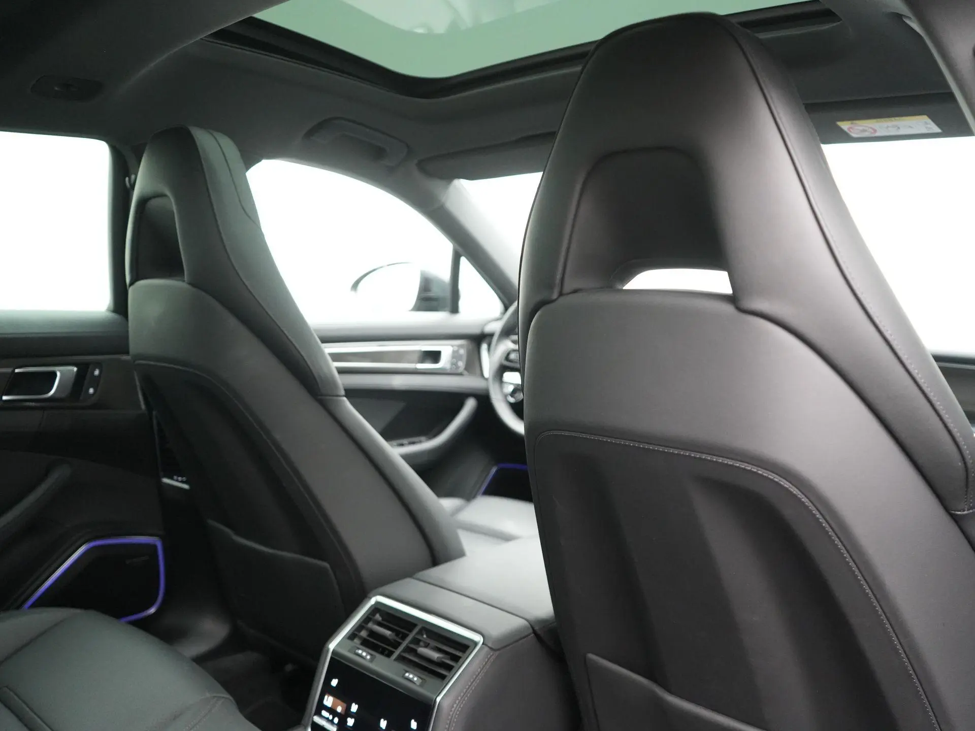 Panamera 4 E-Hybrid Sport Turismo Platinum Edition