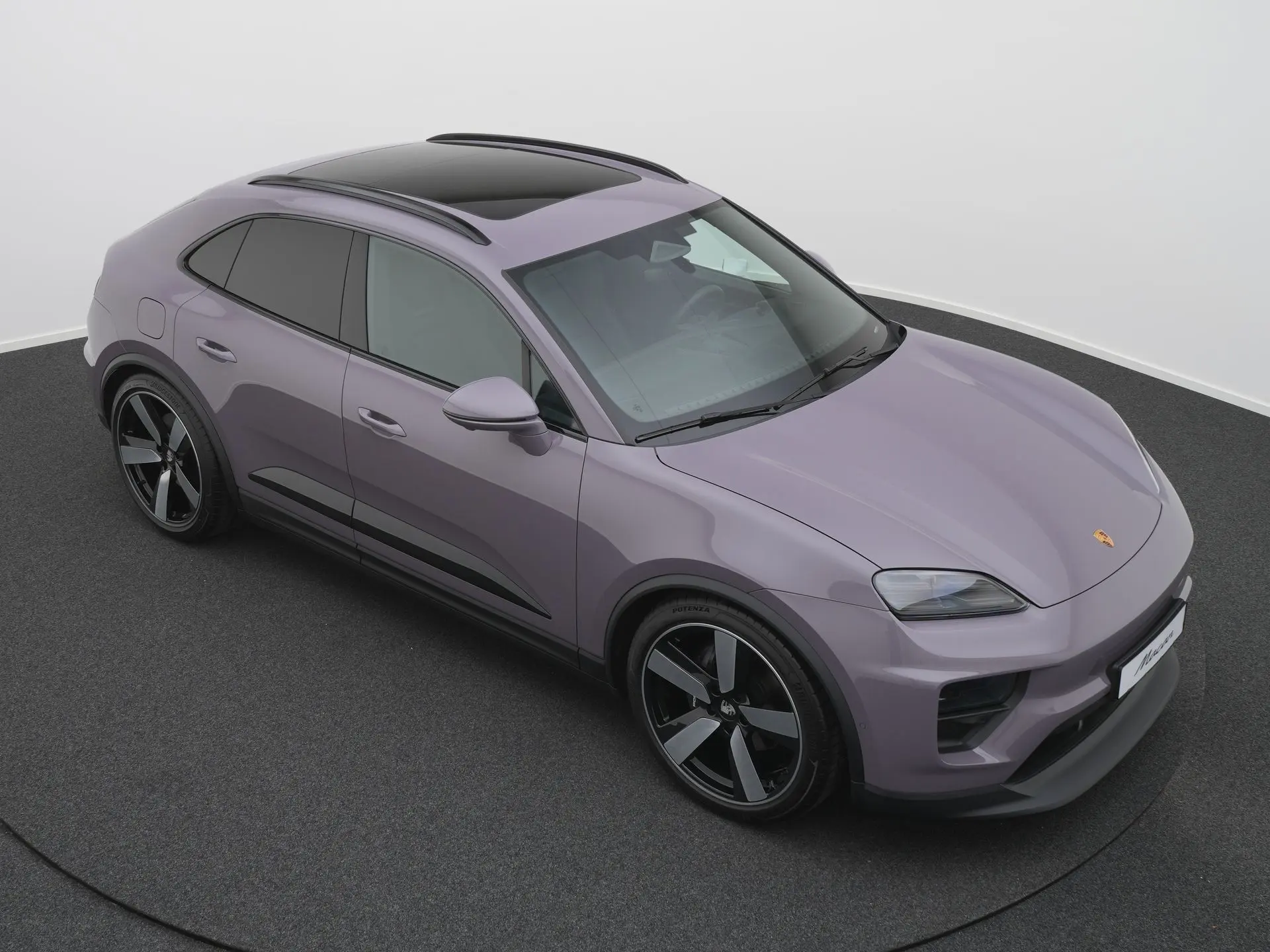 Macan 4