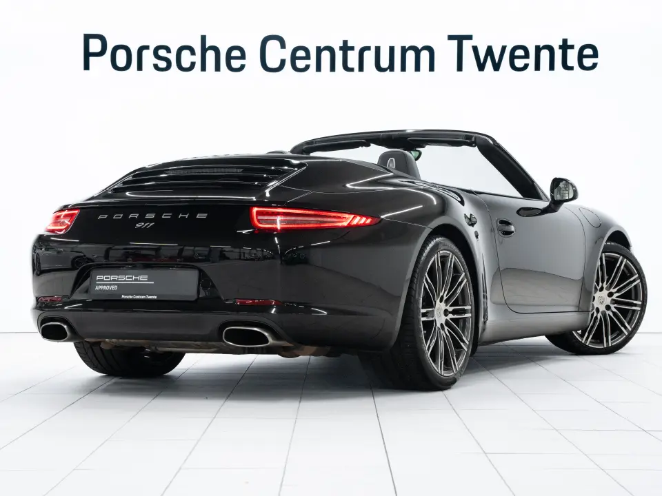 Porsche 911 Carrera Cabrio Black Edition