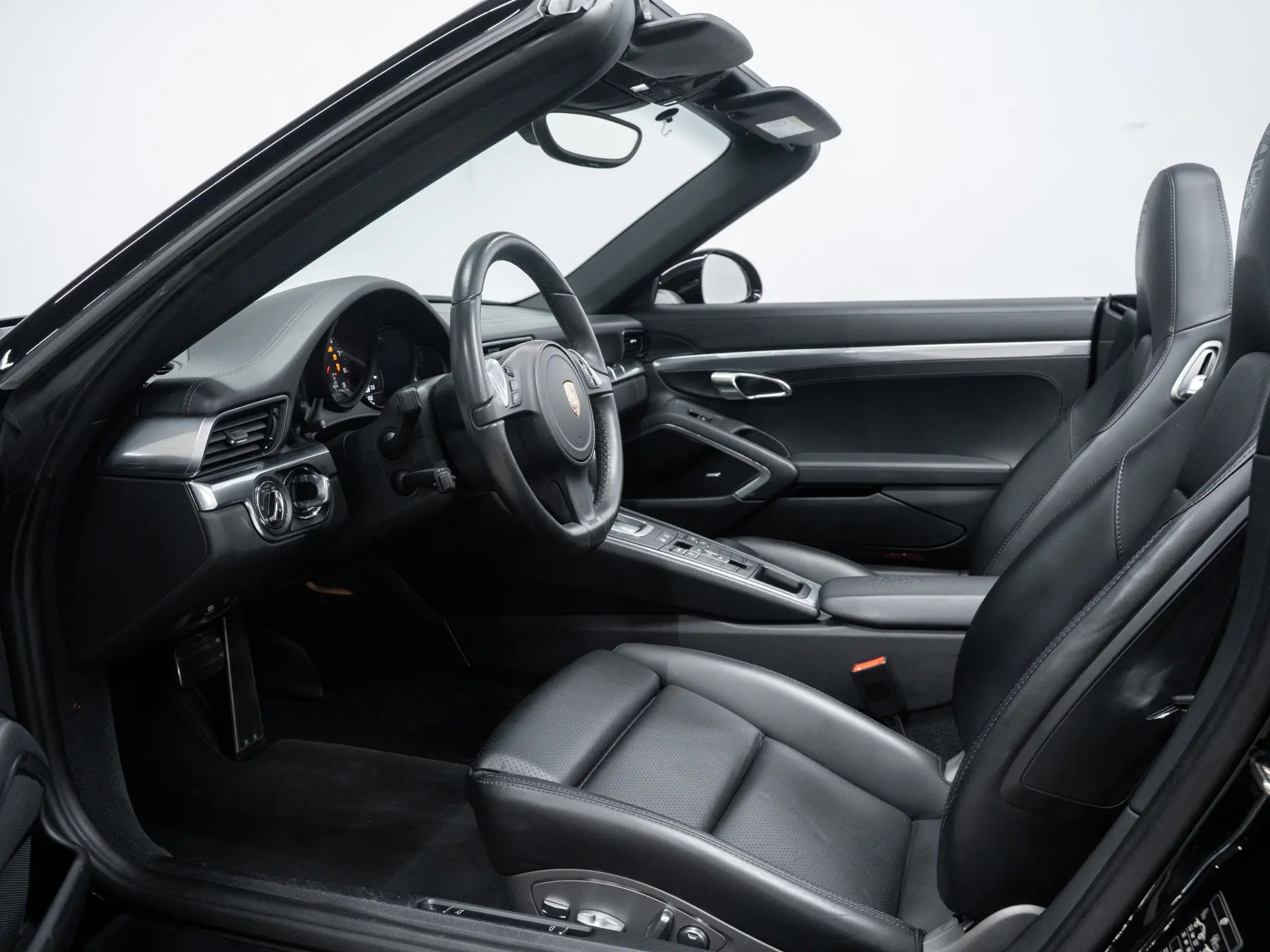 911 Carrera Cabriolet Black Edition