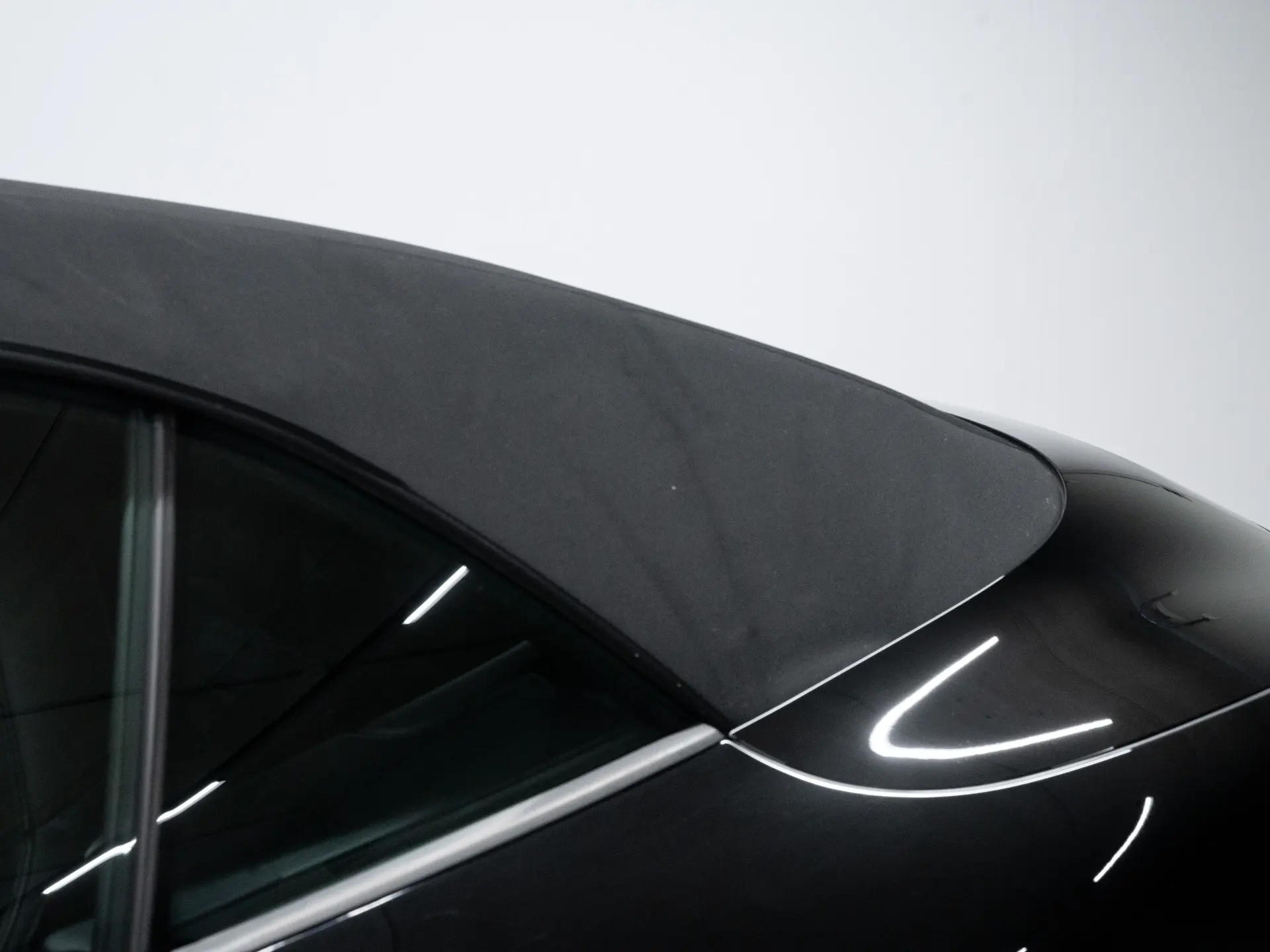 911 Carrera Cabriolet Black Edition