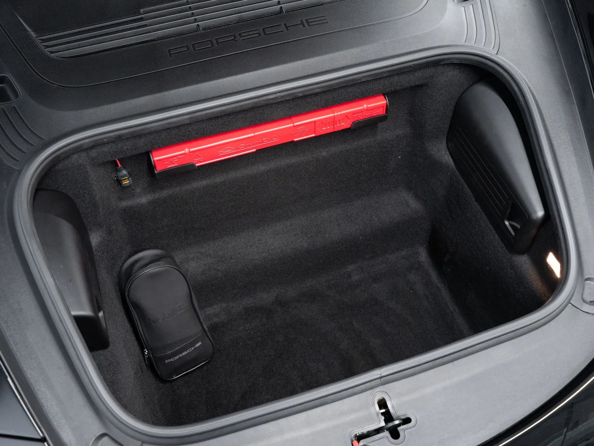 911 Carrera Cabriolet Black Edition