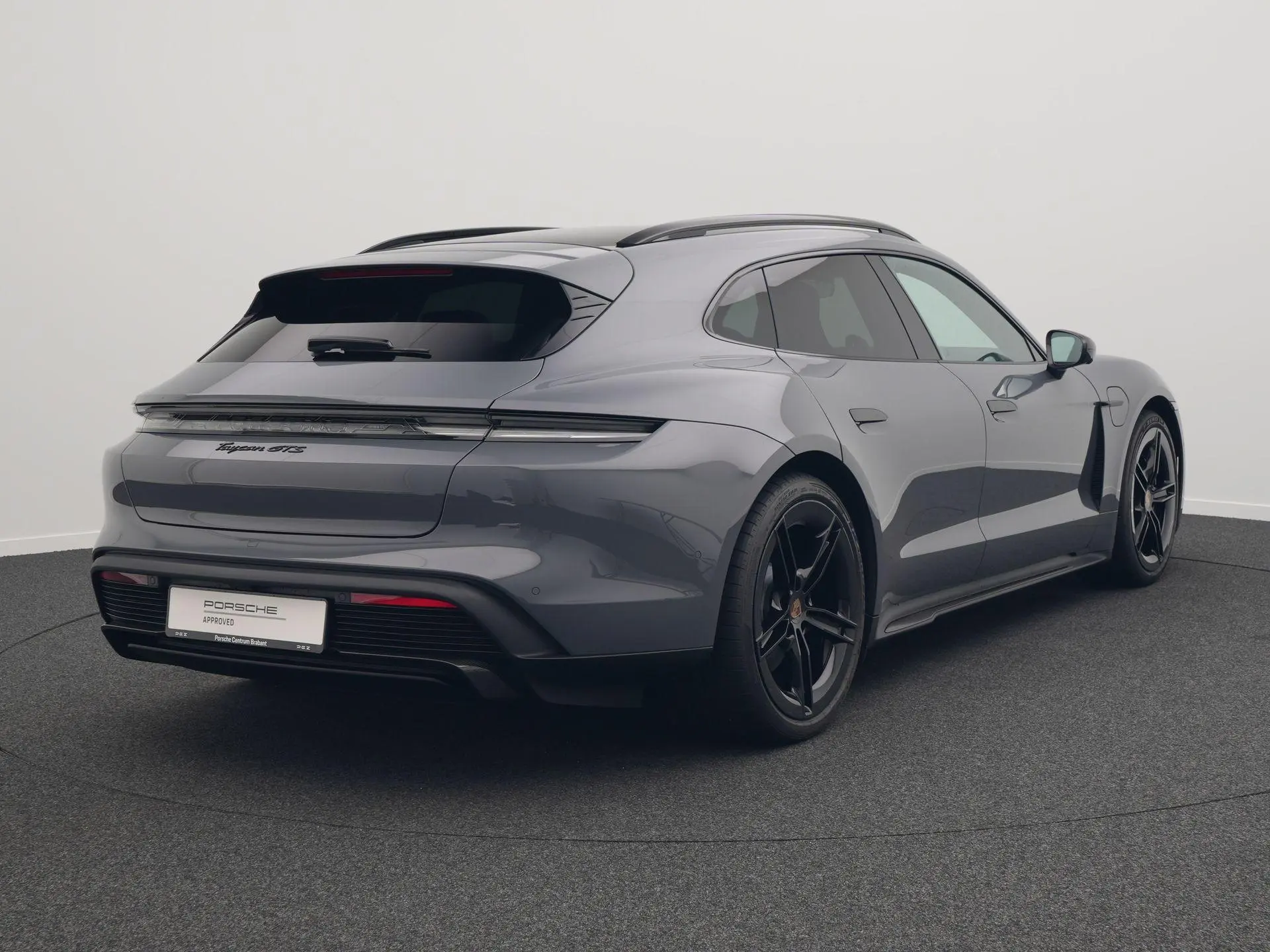 Taycan GTS Sport Turismo