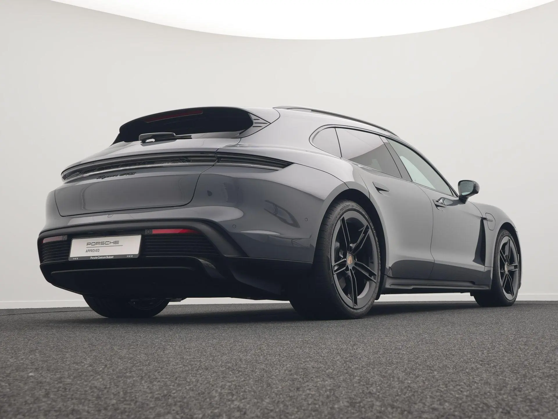 Taycan GTS Sport Turismo