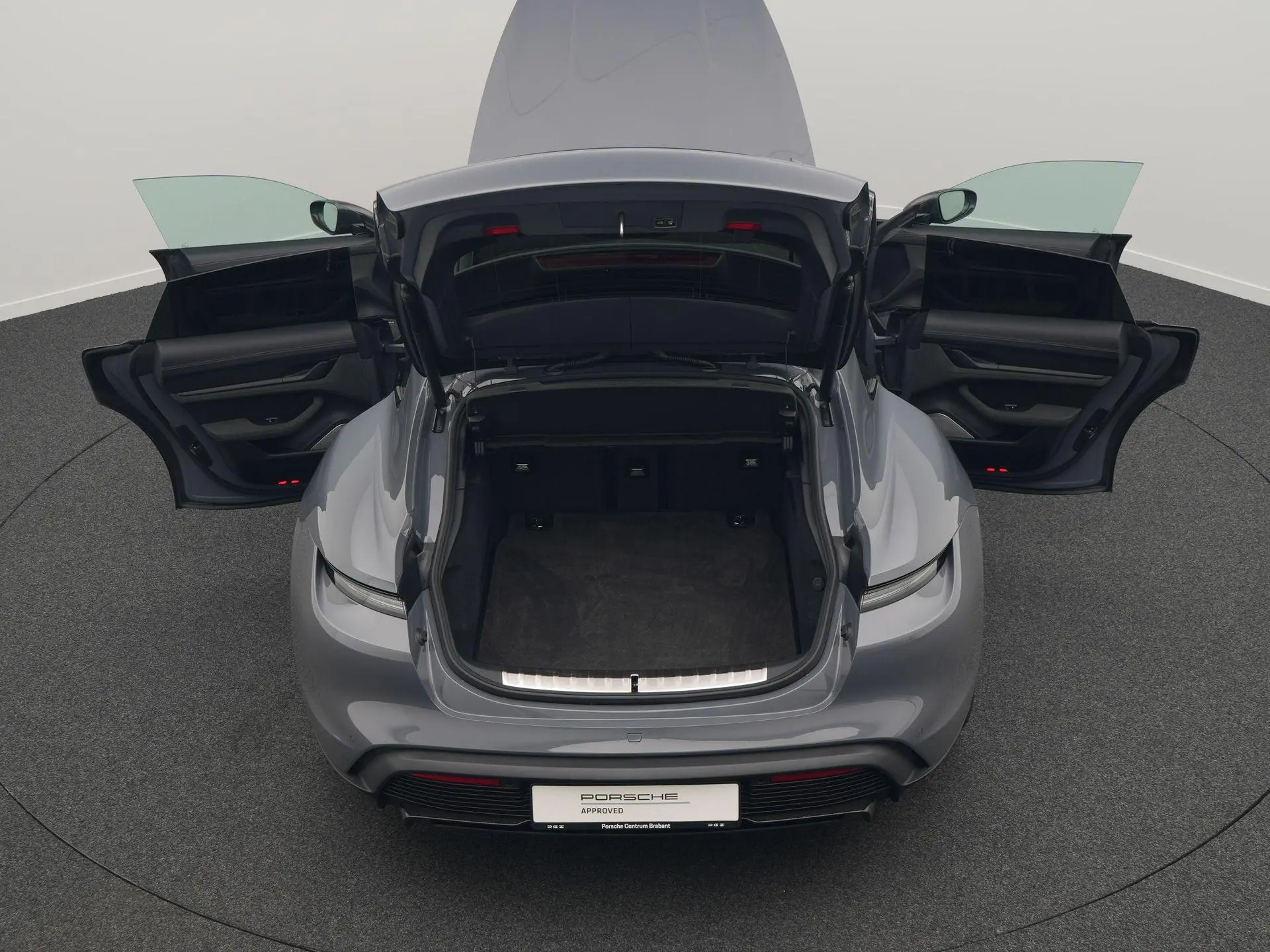 Taycan GTS Sport Turismo