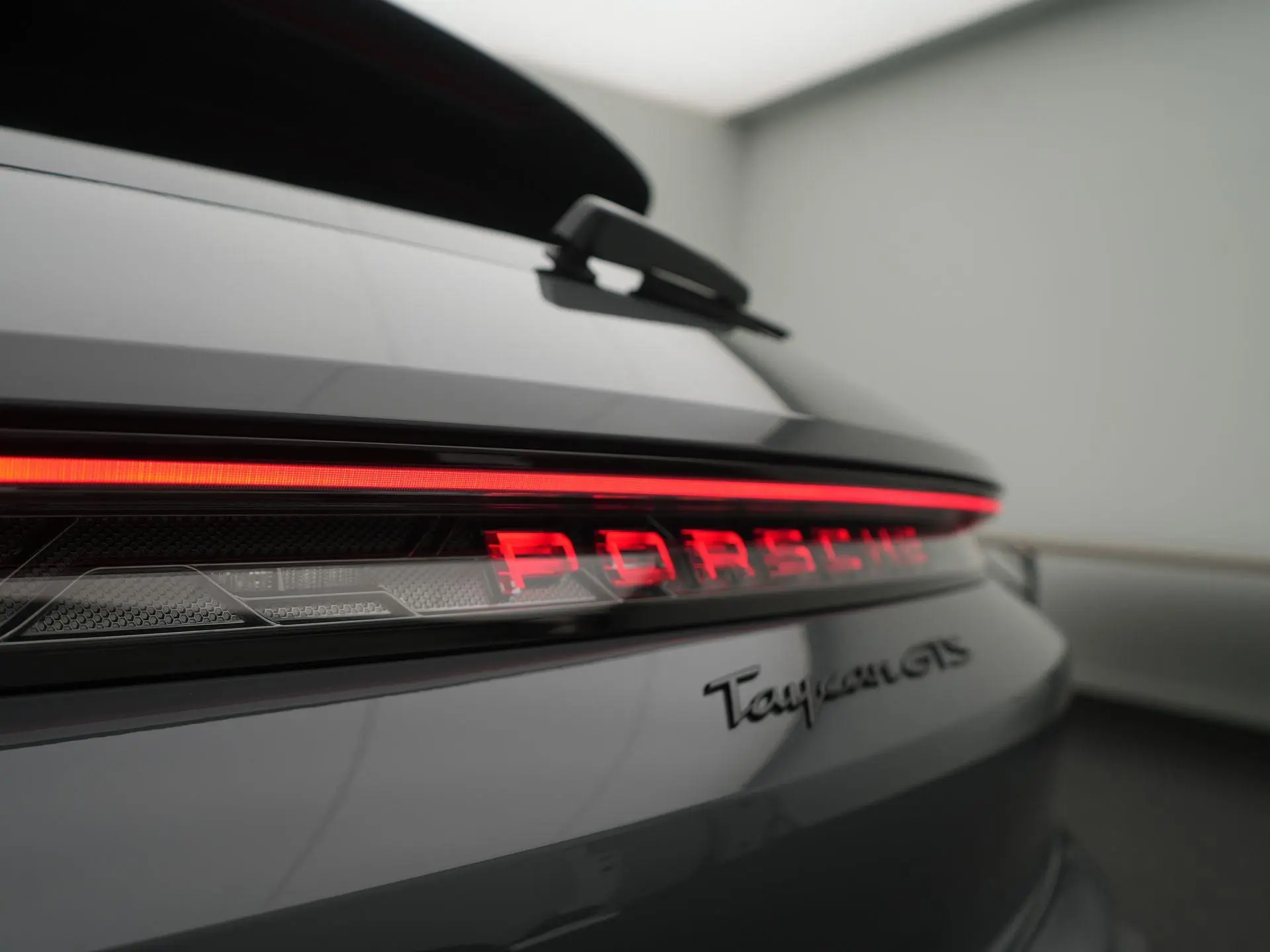 Taycan GTS Sport Turismo