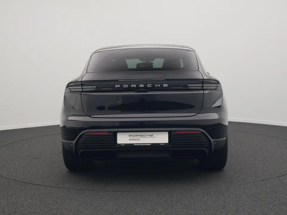 Macan 4