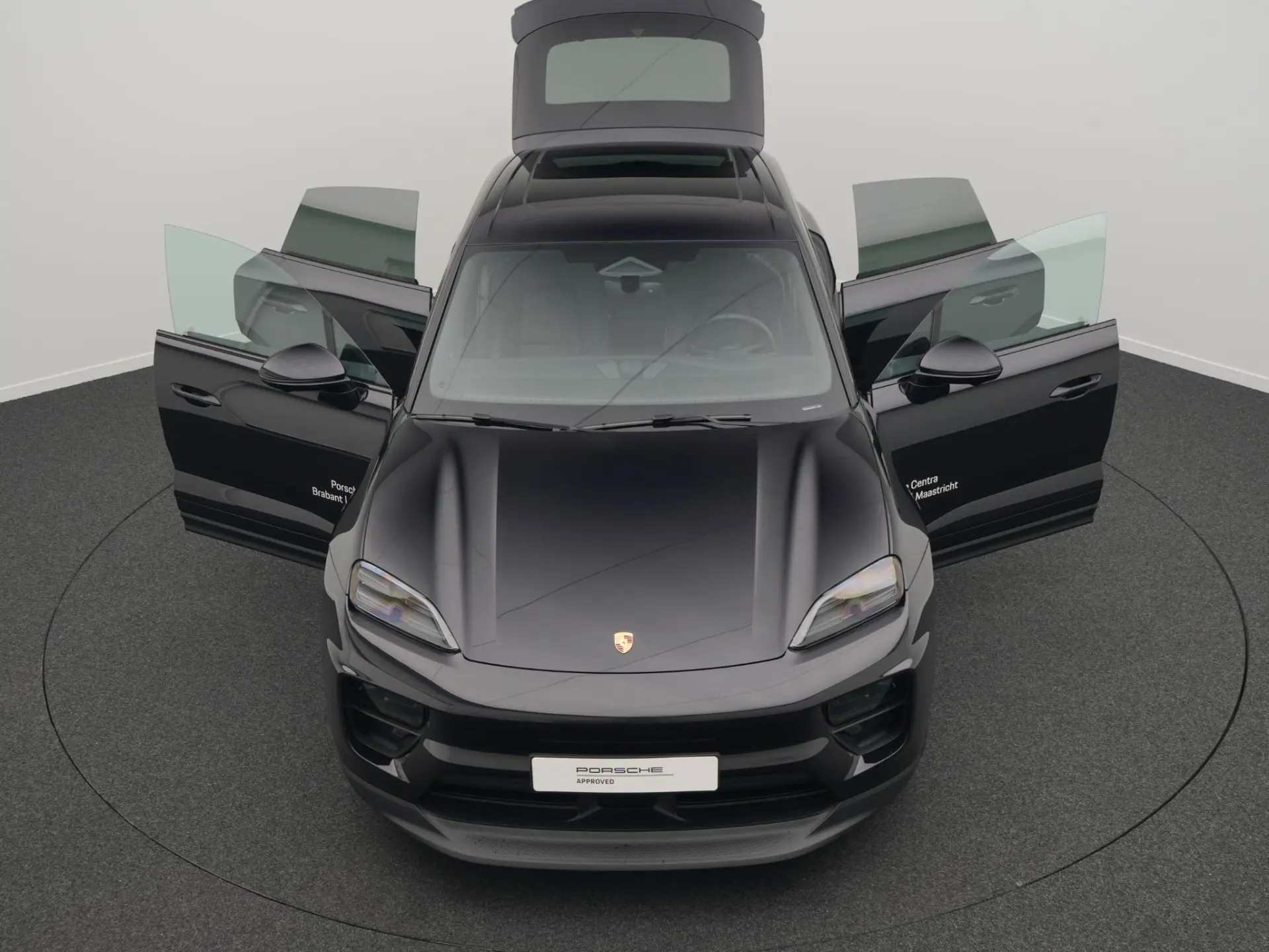 Macan 4