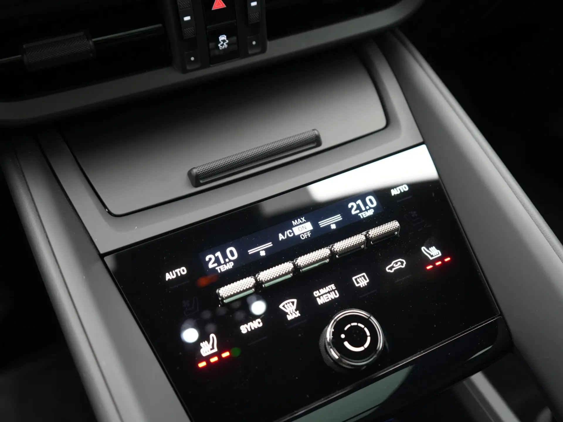 Macan 4