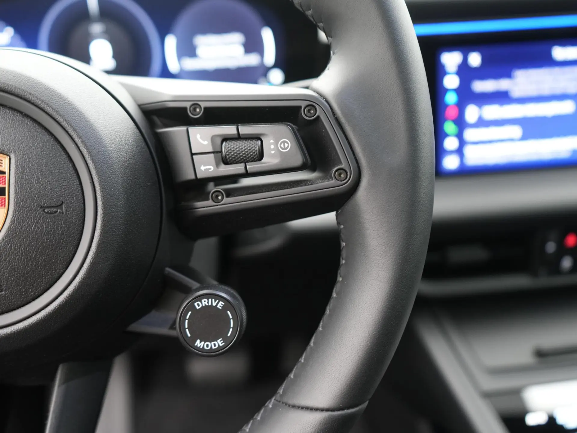 Macan 4