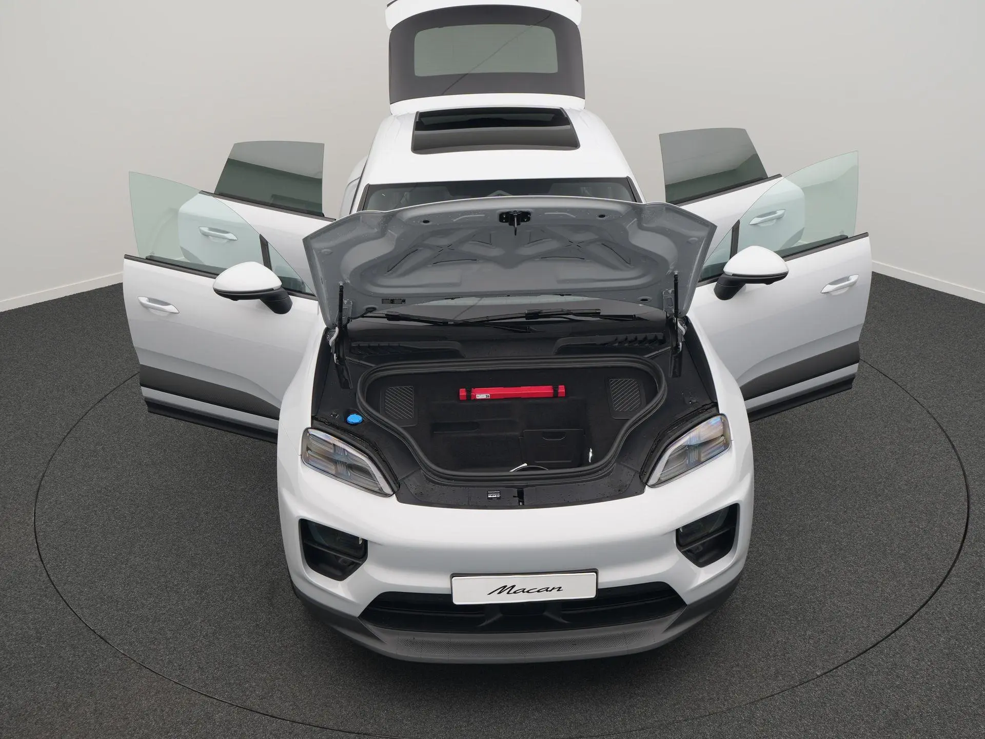 Macan 4