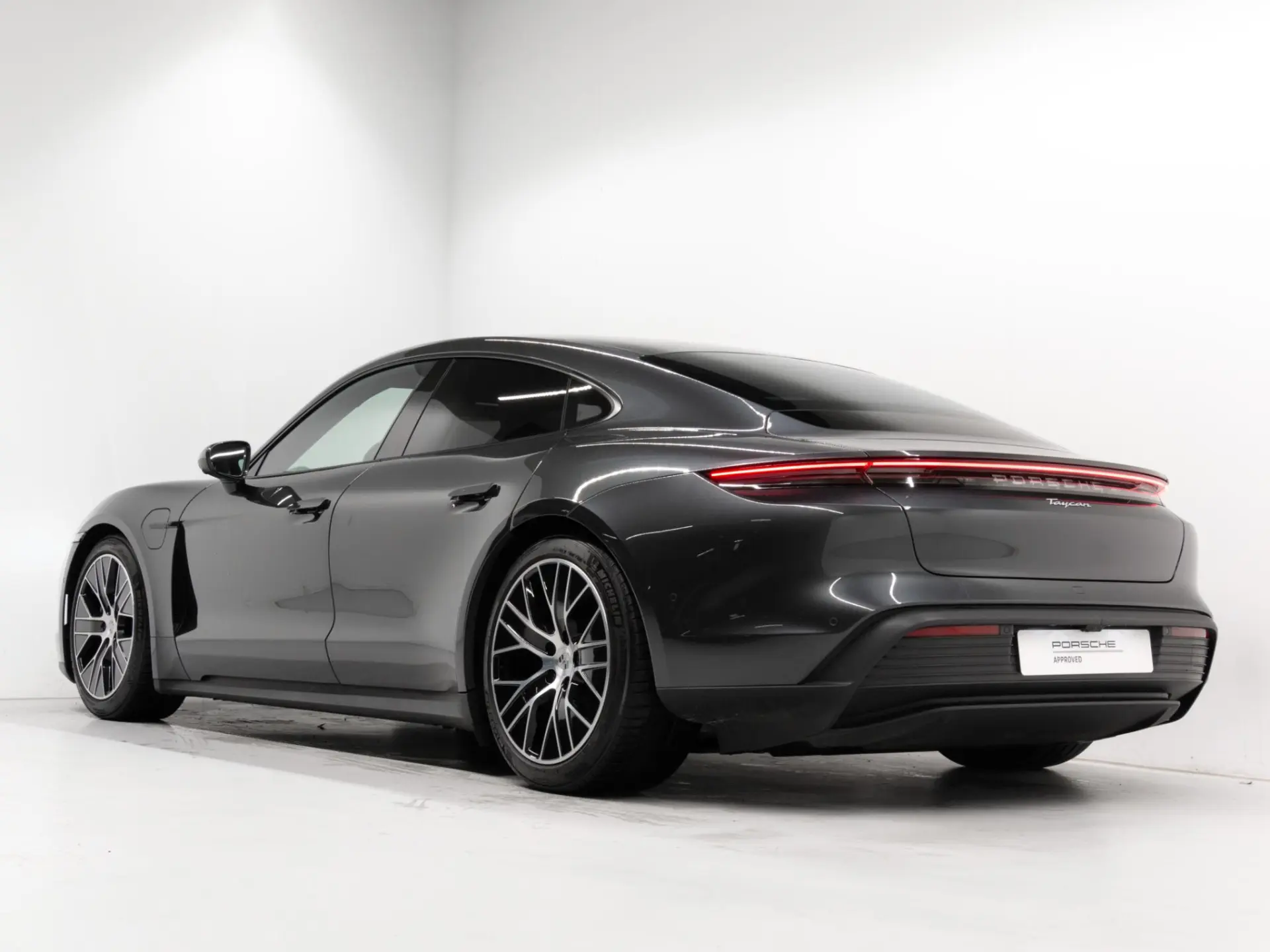 Taycan 