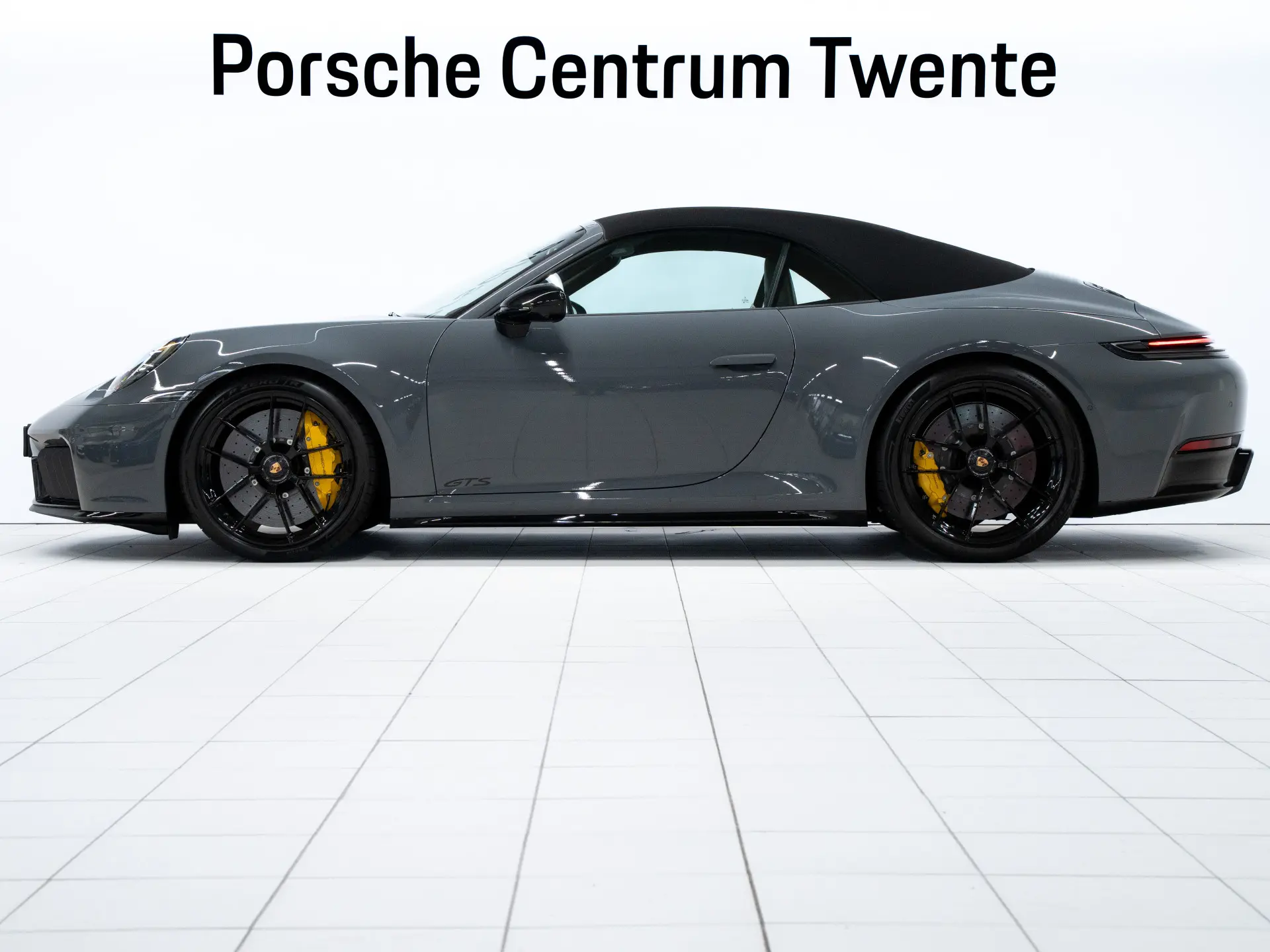 911 Carrera 4 GTS Cabriolet