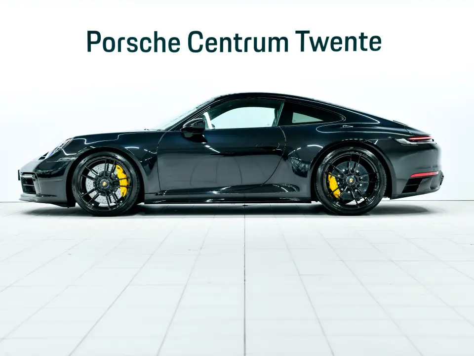 911 Carrera 4 GTS
