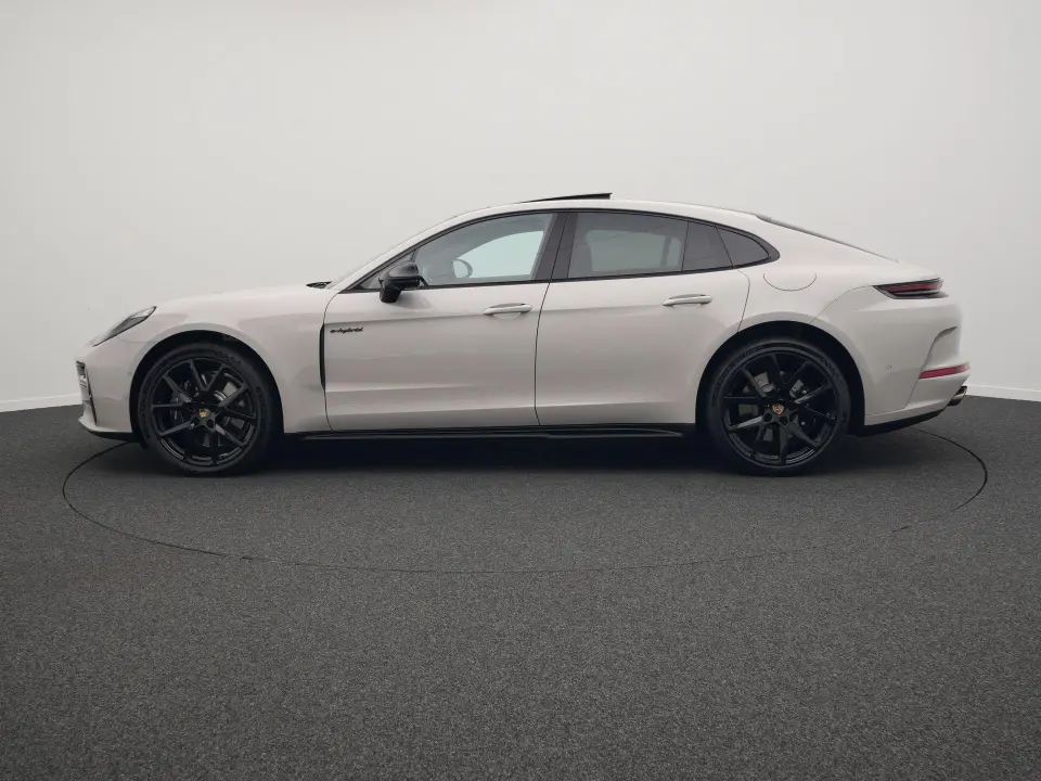 Porsche Panamera 4 E-Hybrid