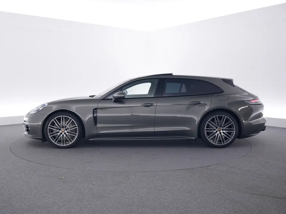Porsche Panamera 4 E-Hybrid Sport Turismo Platinum Edition