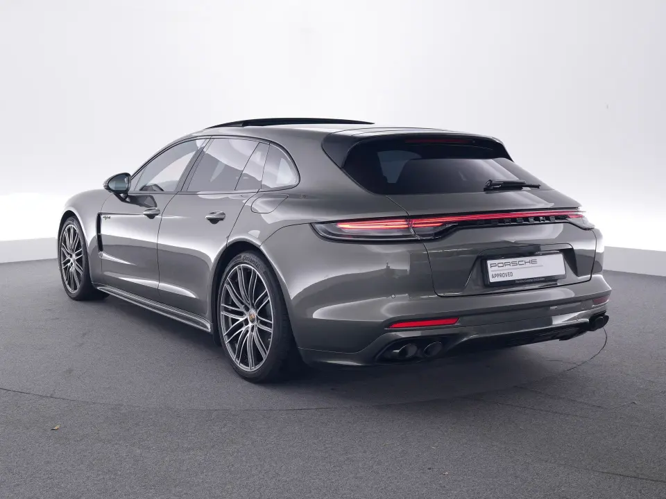 Porsche Panamera 4 E-Hybrid Sport Turismo Platinum Edition