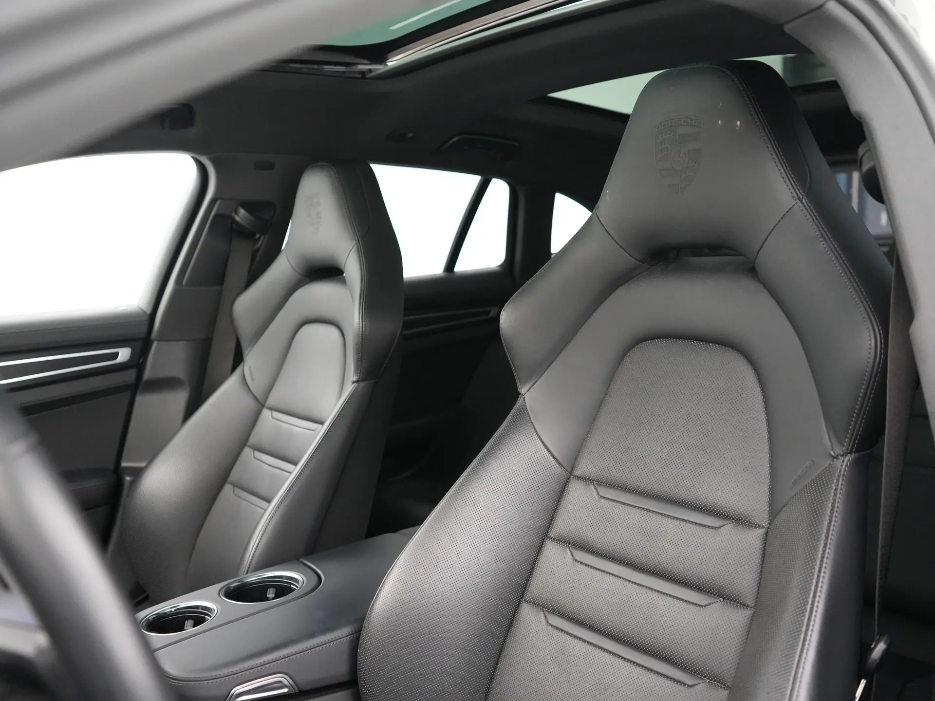 Panamera 4 E-Hybrid Sport Turismo Platinum Edition