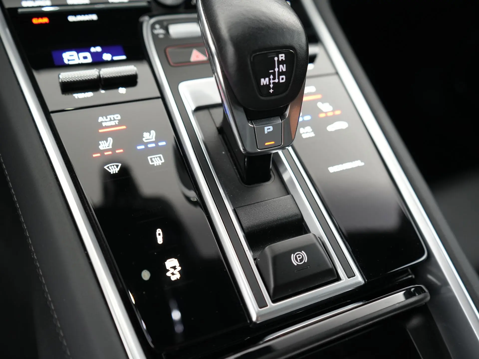 Panamera 4 E-Hybrid Sport Turismo Platinum Edition