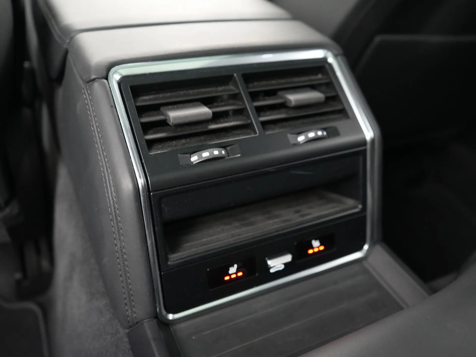 Panamera 4 E-Hybrid Sport Turismo Platinum Edition