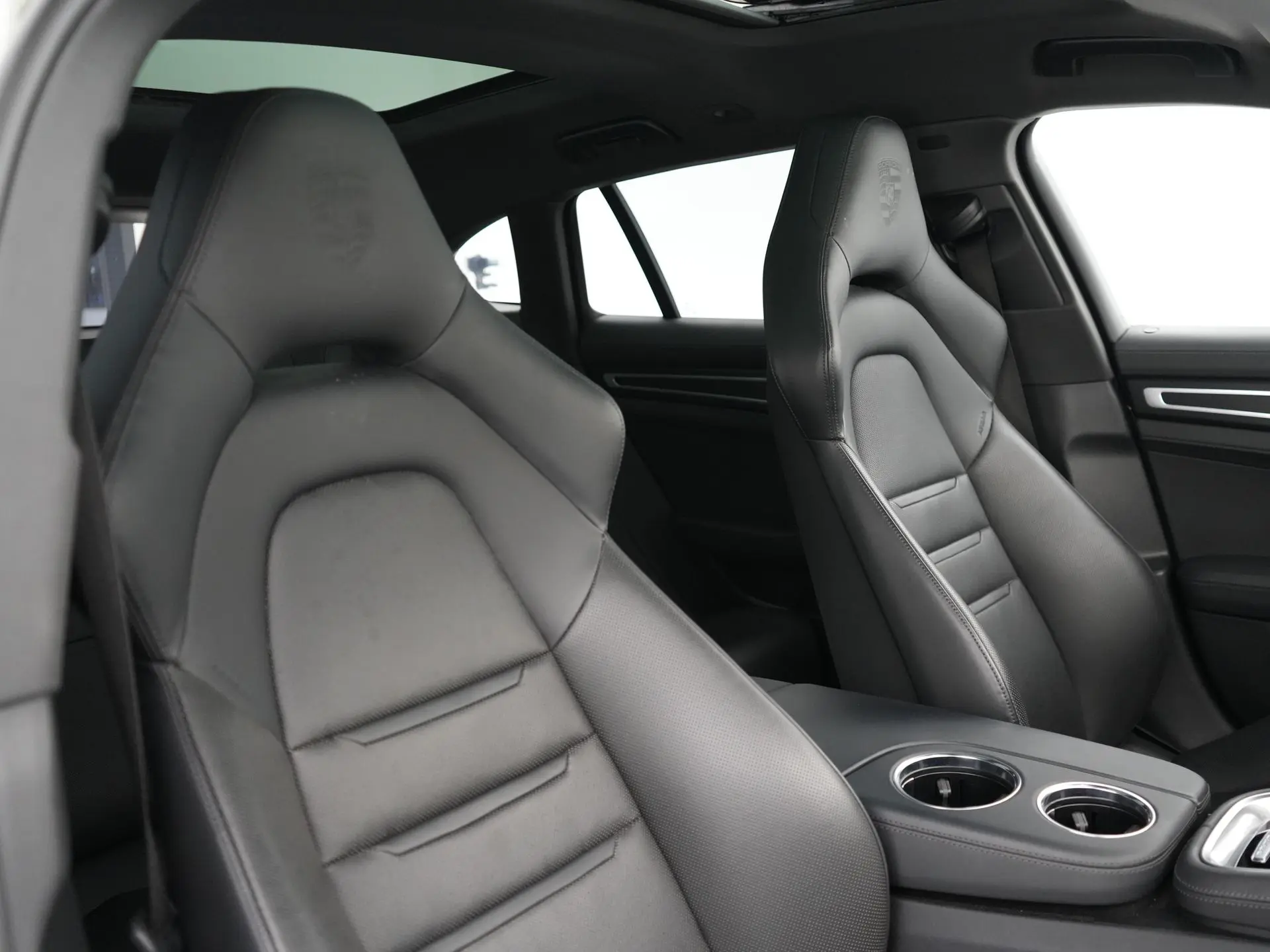 Panamera 4 E-Hybrid Sport Turismo Platinum Edition