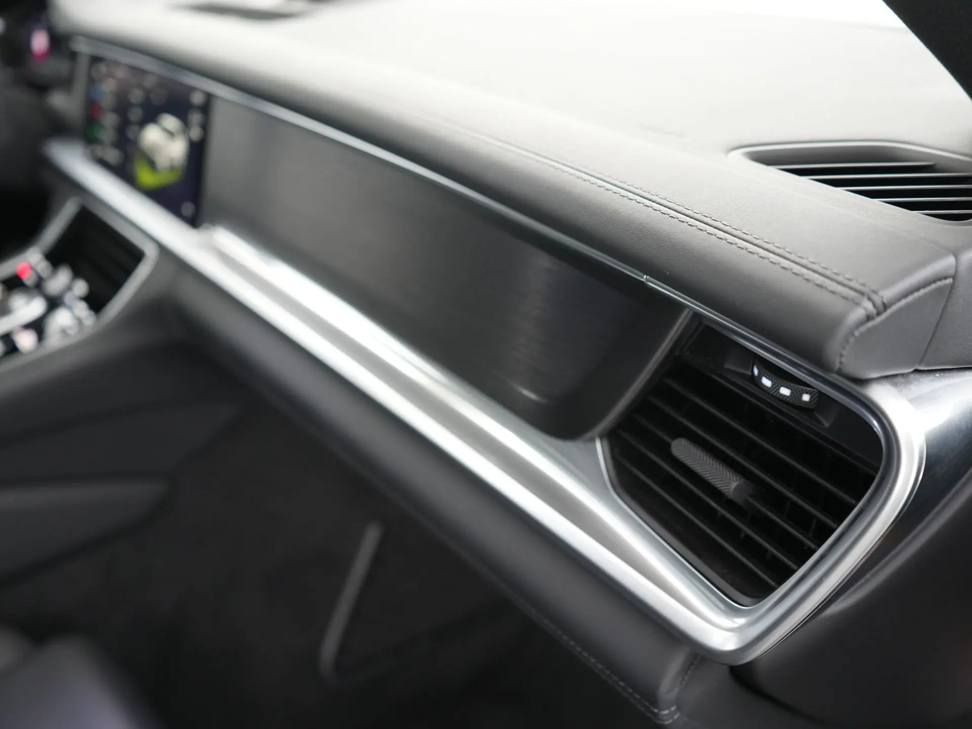 Panamera 4 E-Hybrid Sport Turismo Platinum Edition