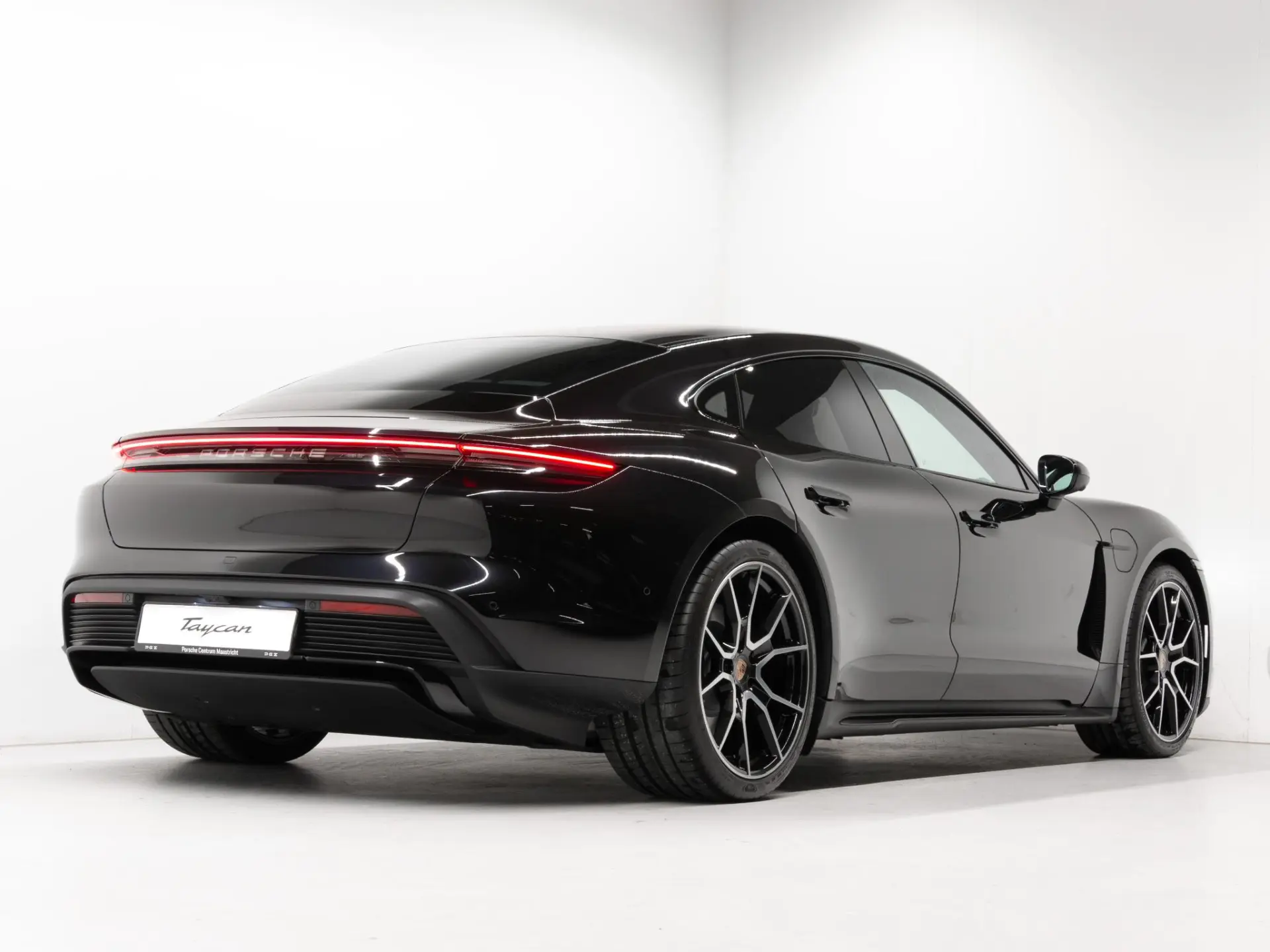 Taycan 